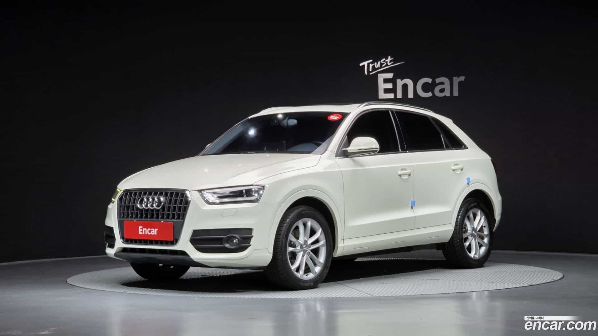 Q3 Audi 2014.7-OUTER-001