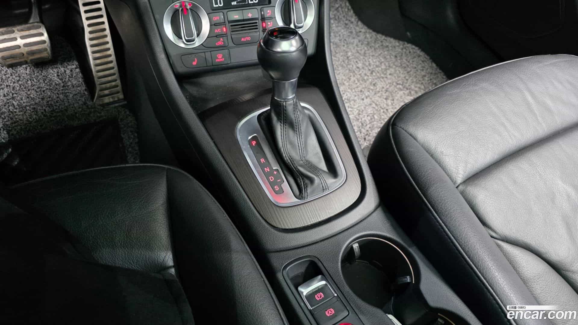 Q3 Audi 2014.7-INNER-009