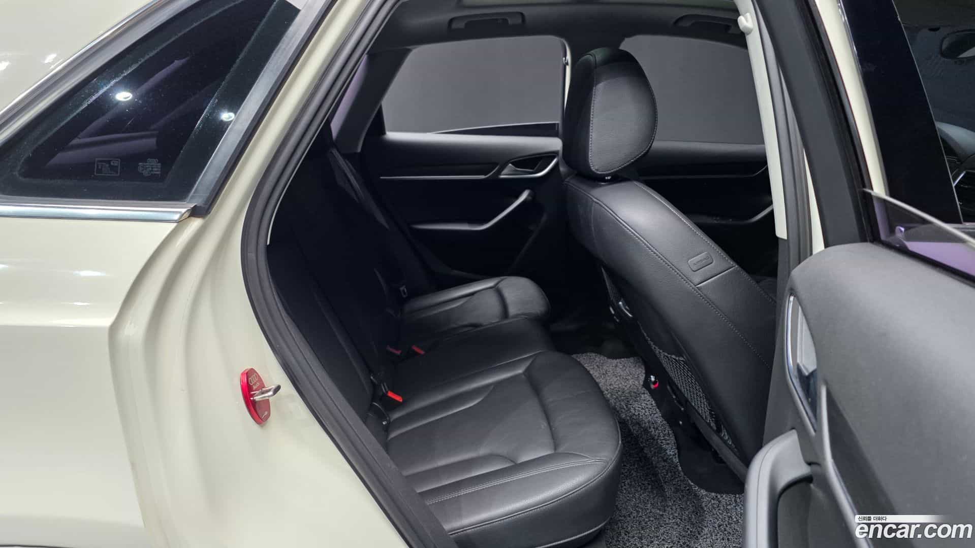 Q3 Audi 2014.7-OPTION-016