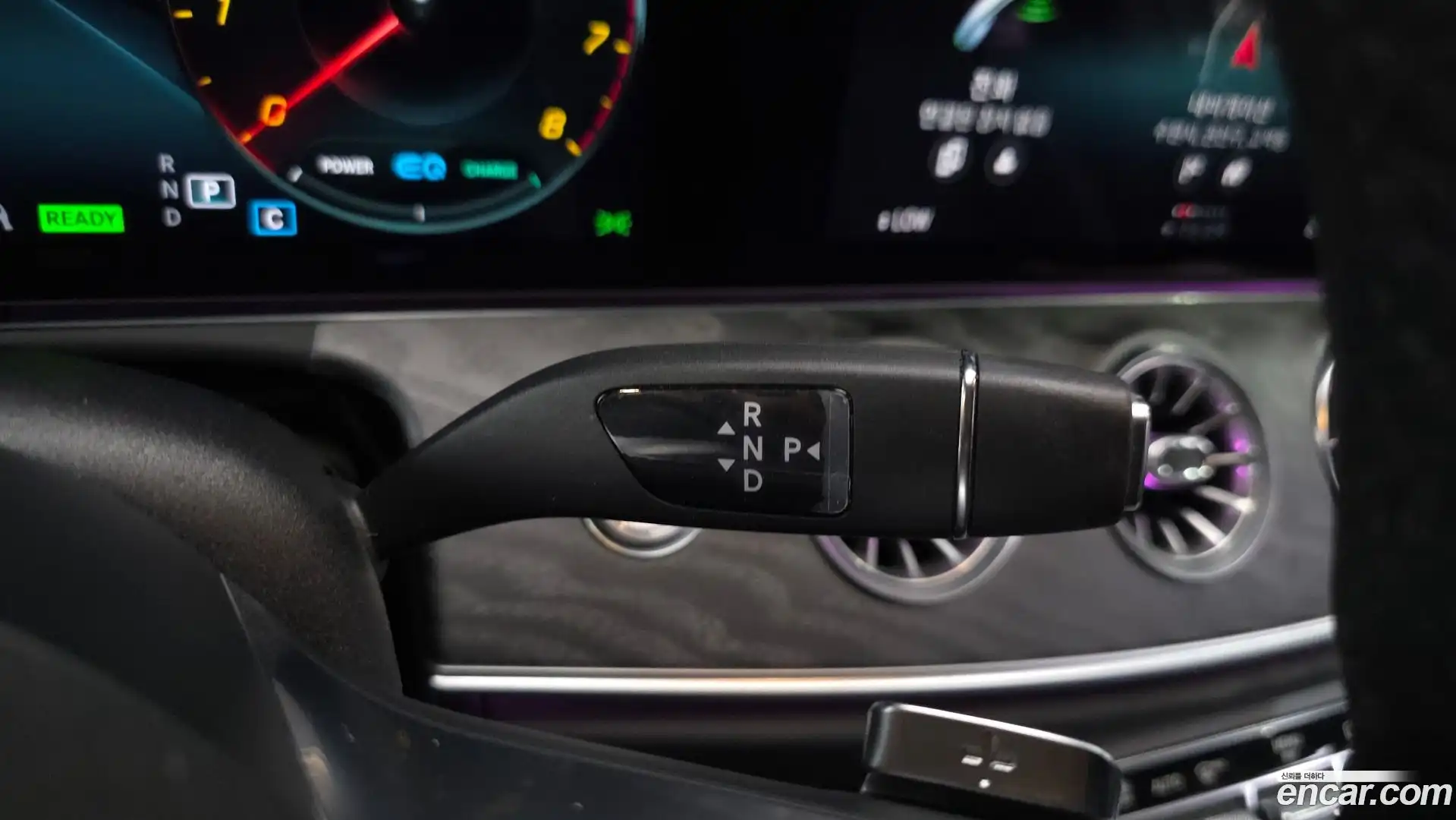 CLS-Class Mercedes-Benz 2022.6-INNER-009