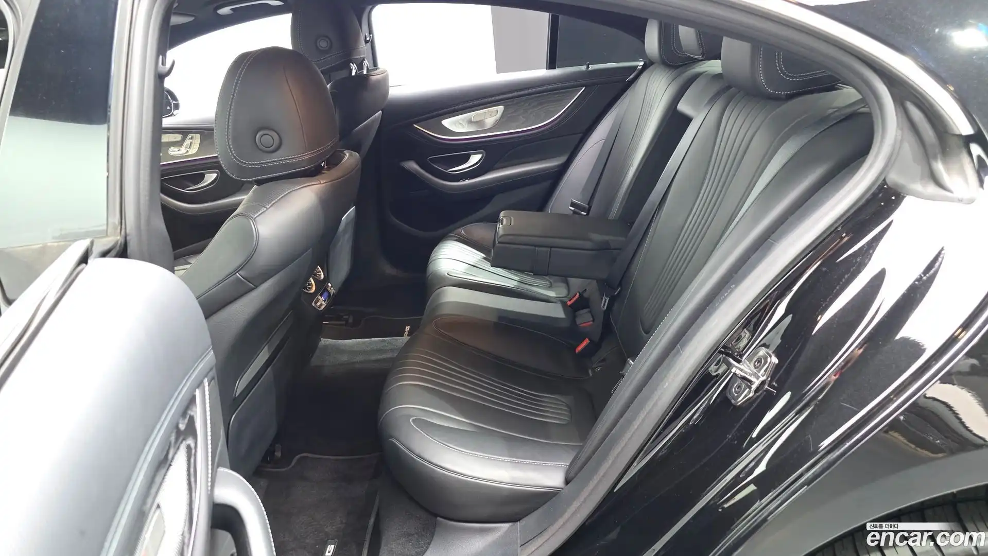 CLS-Class Mercedes-Benz 2022.6-OPTION-016