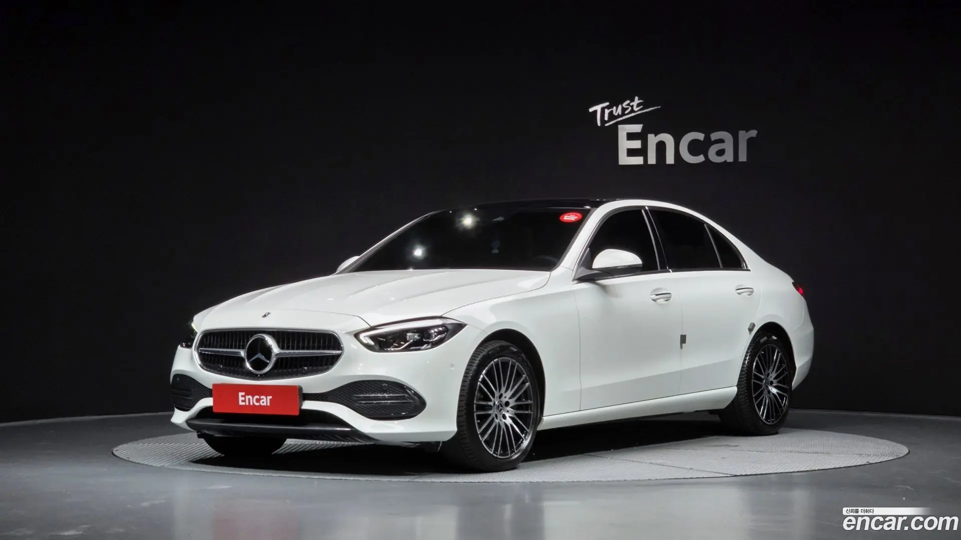 Main__Slider__Photo:C-Class Mercedes-Benz 2022.3-0