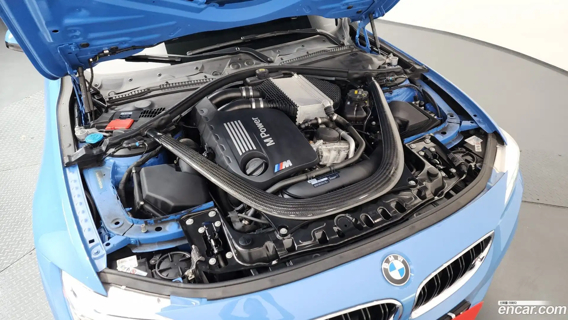 M4 BMW 2017.4-OUTER-006