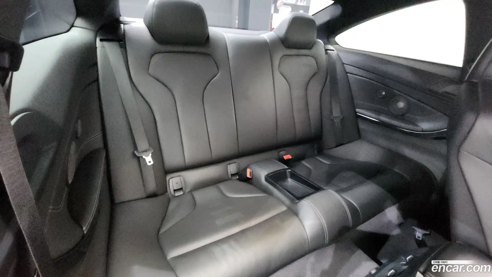 M4 BMW 2017.4-OPTION-015