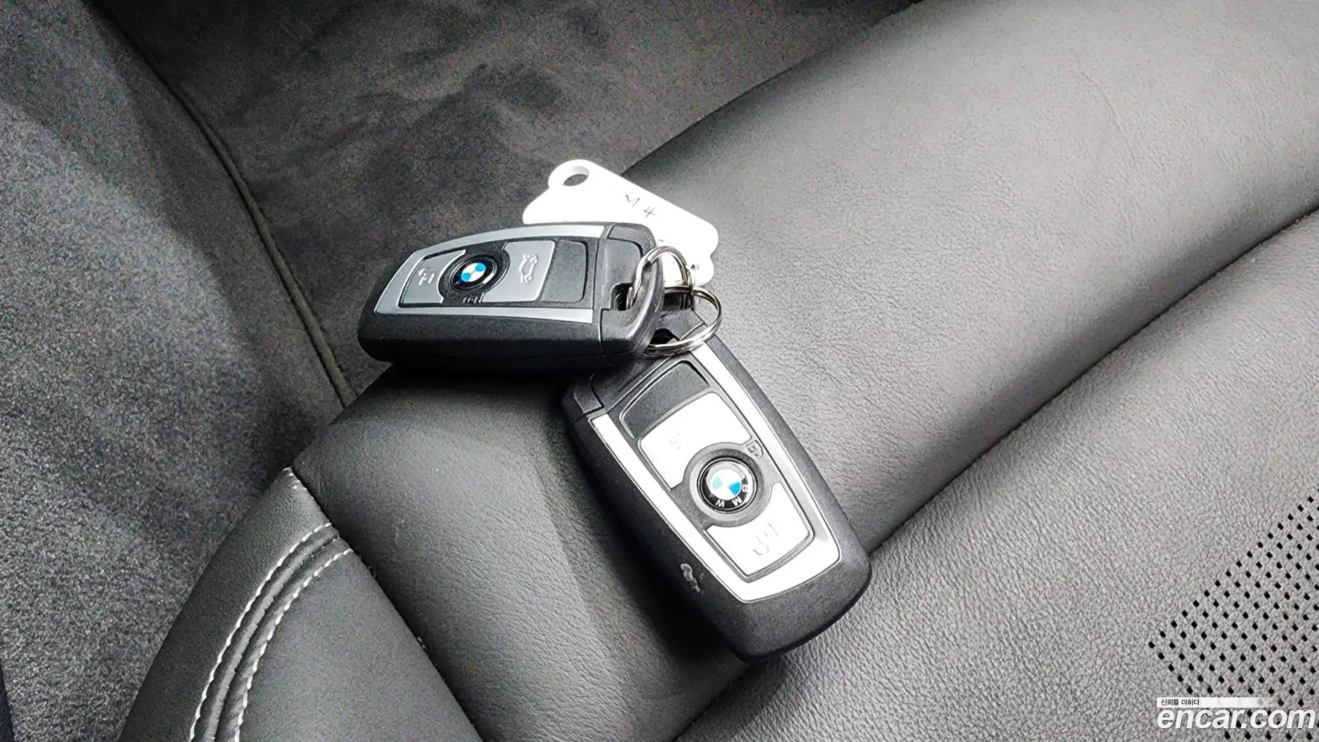 M4 BMW 2017.4-OPTION-019