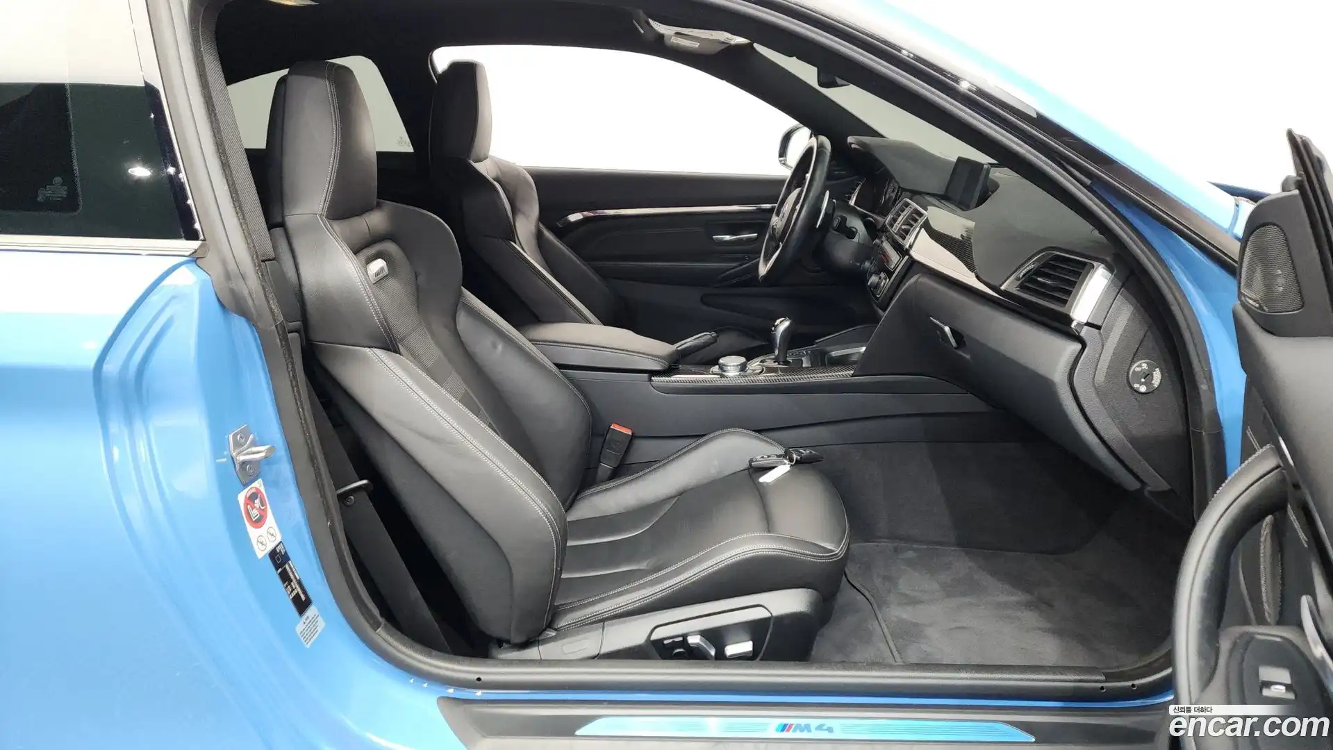 M4 BMW 2017.4-INNER-036
