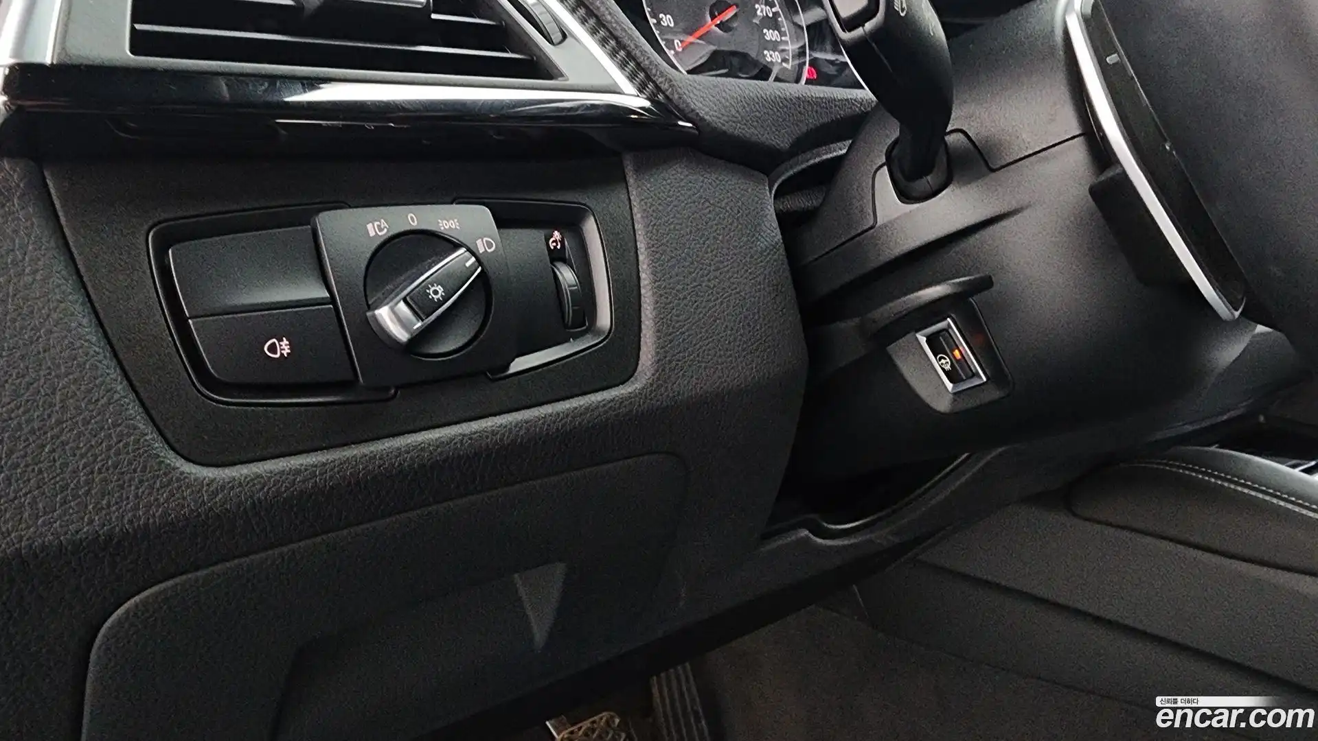 M4 BMW 2017.4-OPTION-041