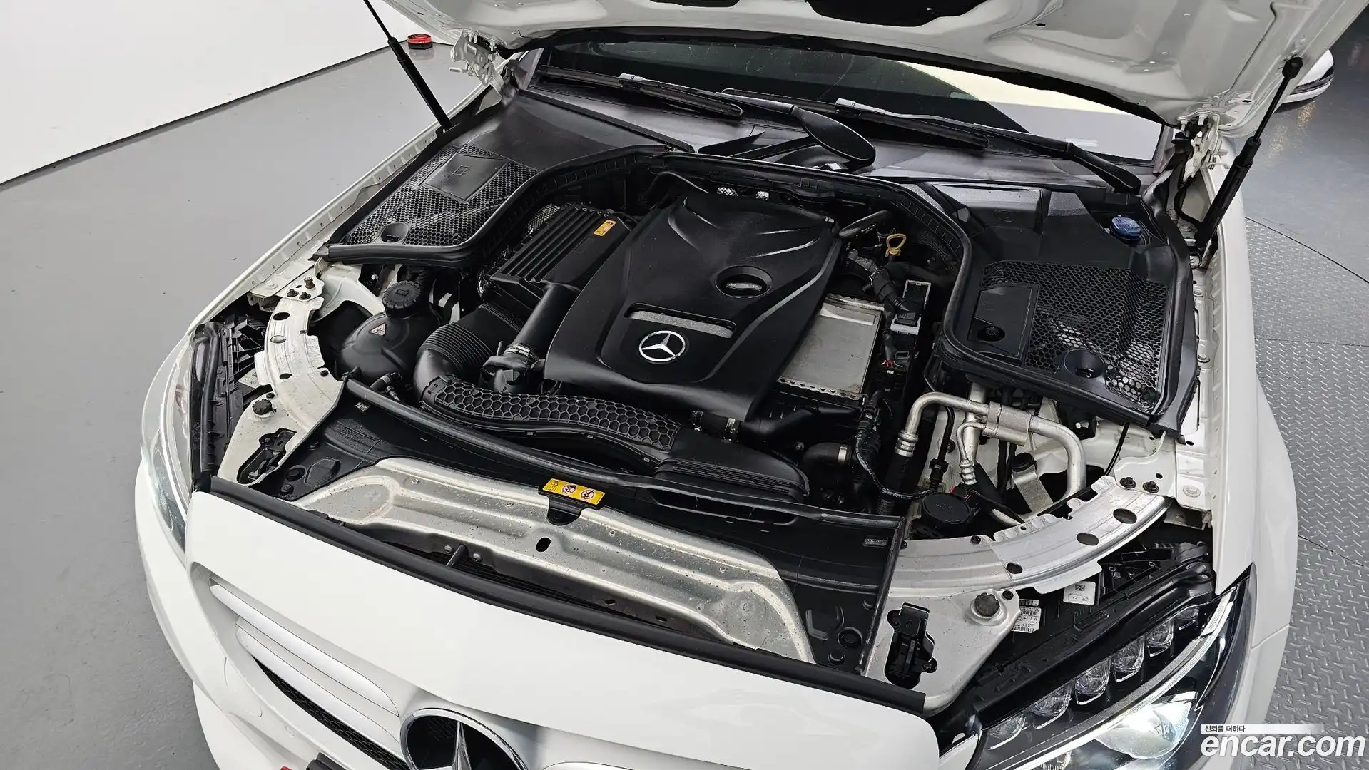 C-Class Mercedes-Benz 2017.9-OUTER-006
