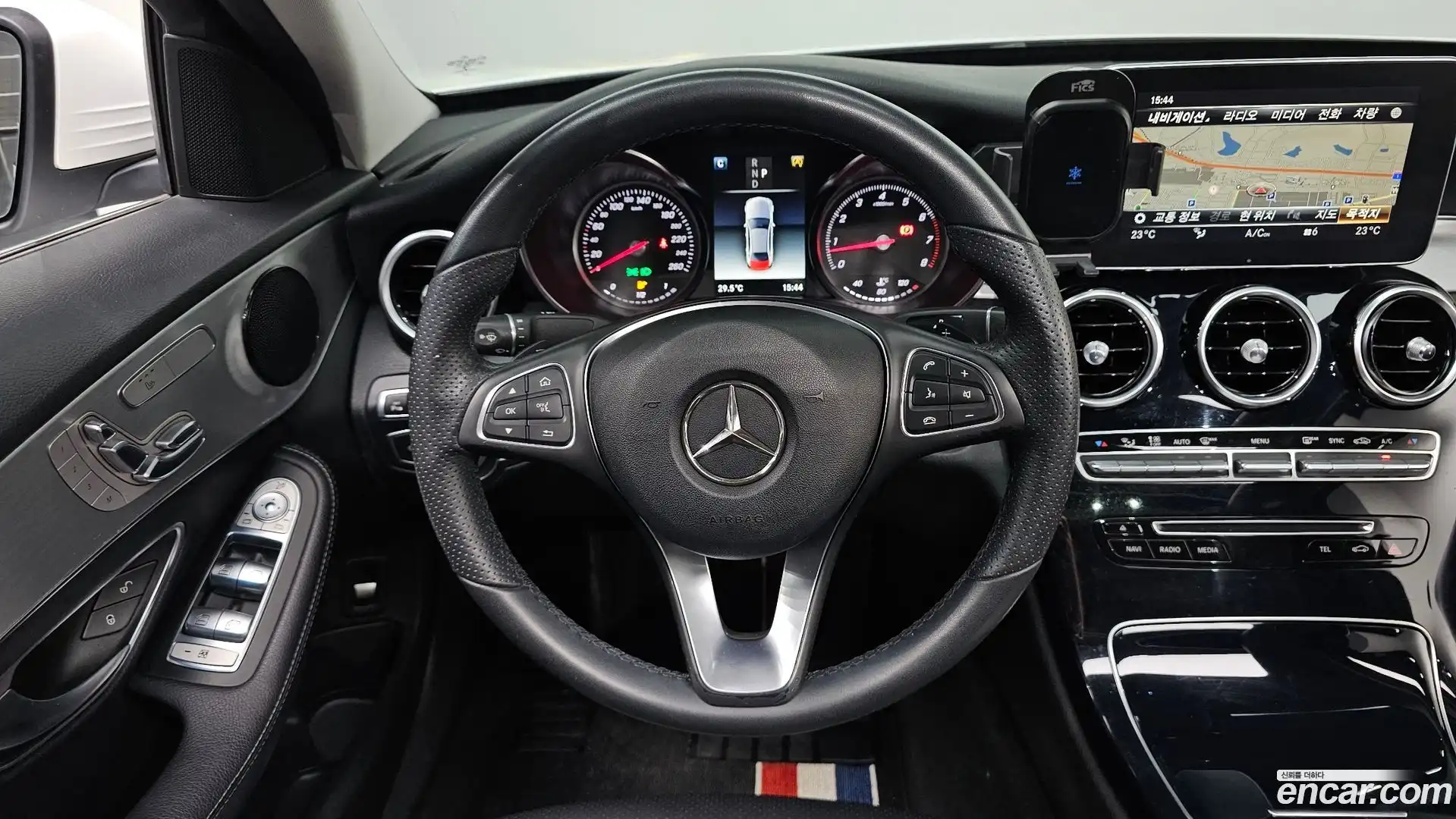 C-Class Mercedes-Benz 2017.9-OPTION-016