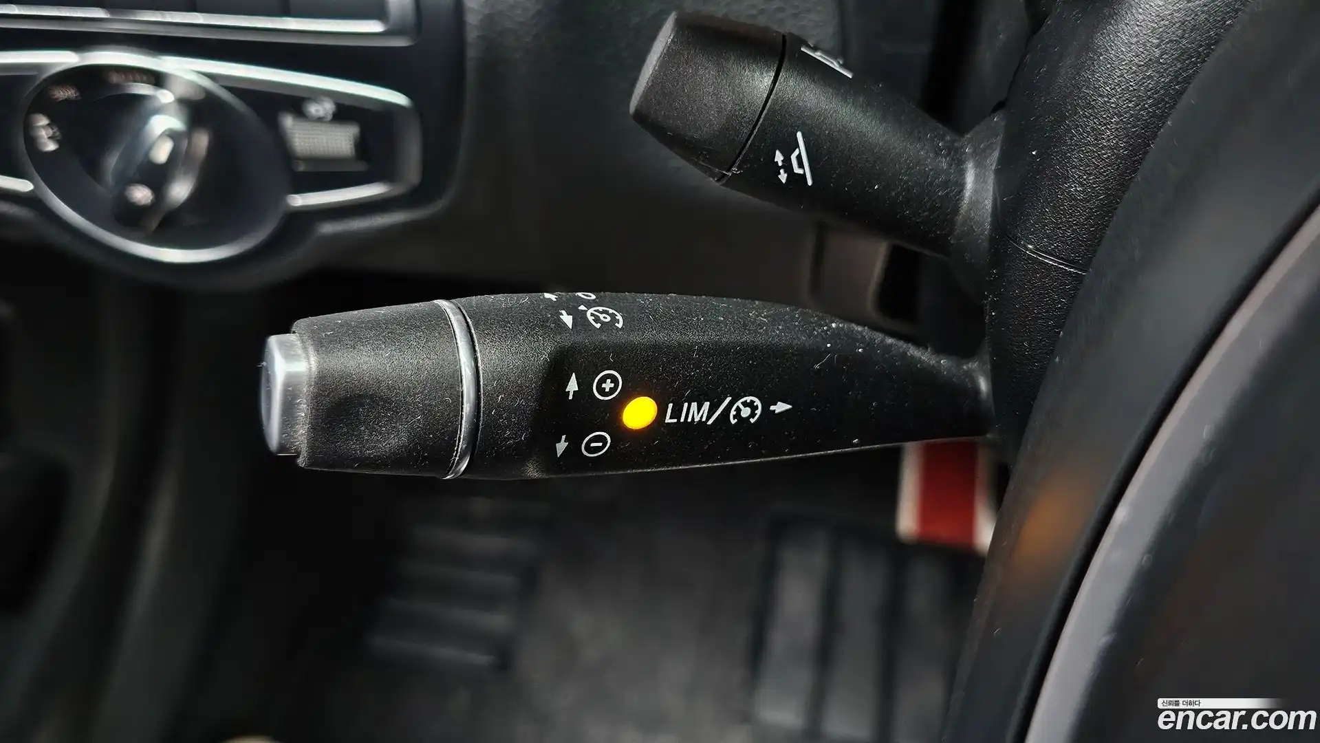 C-Class Mercedes-Benz 2017.9-OPTION-022