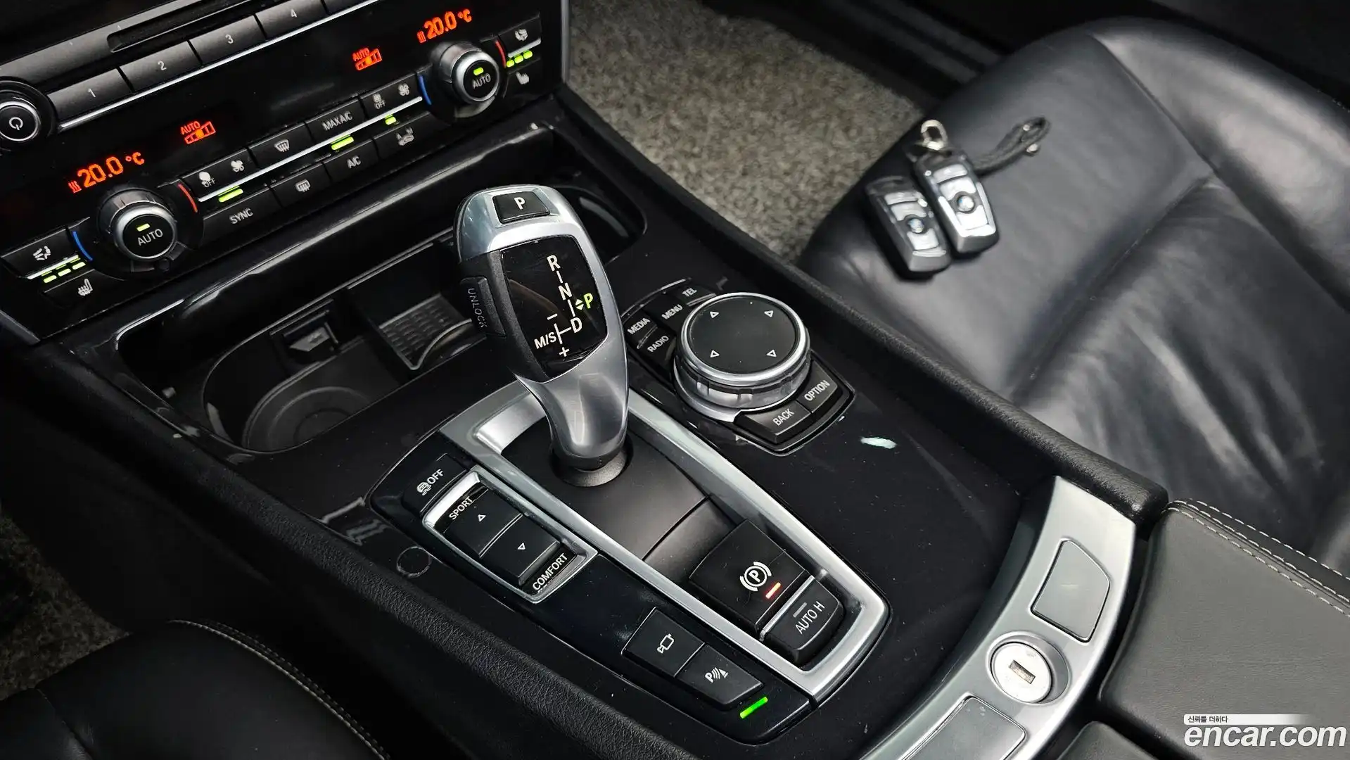 Gran Turismo BMW 2015.10-INNER-009