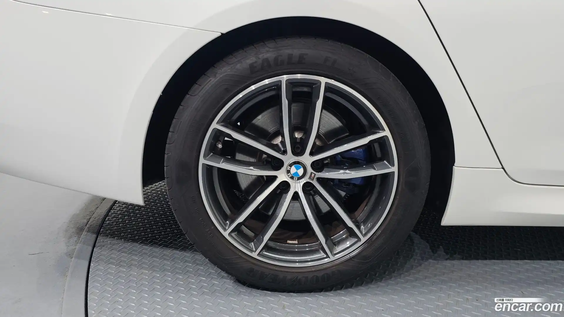 5-Series BMW 2023.6-OUTER-005