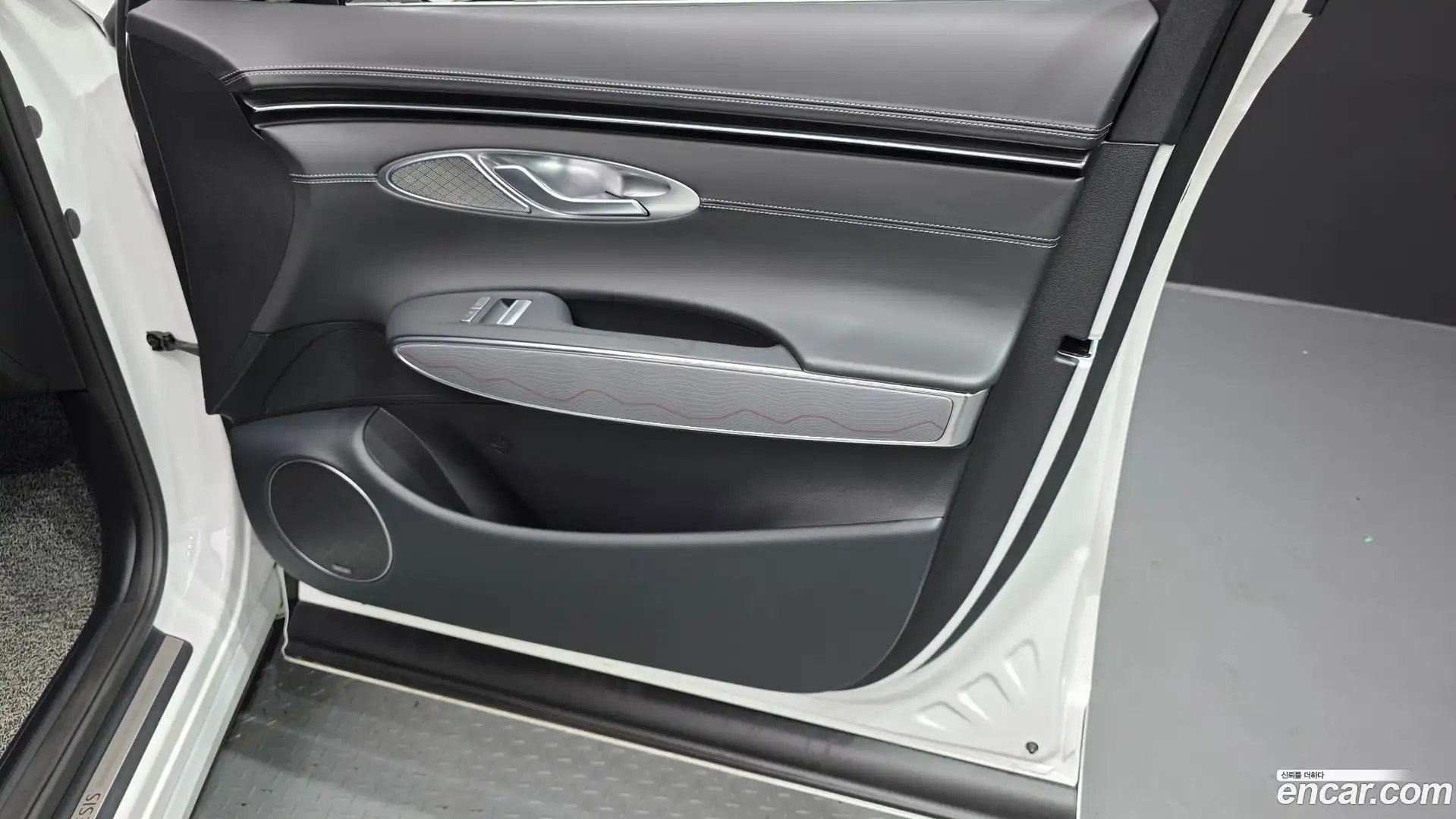 GV70 Genesis 2022.2-INNER-035