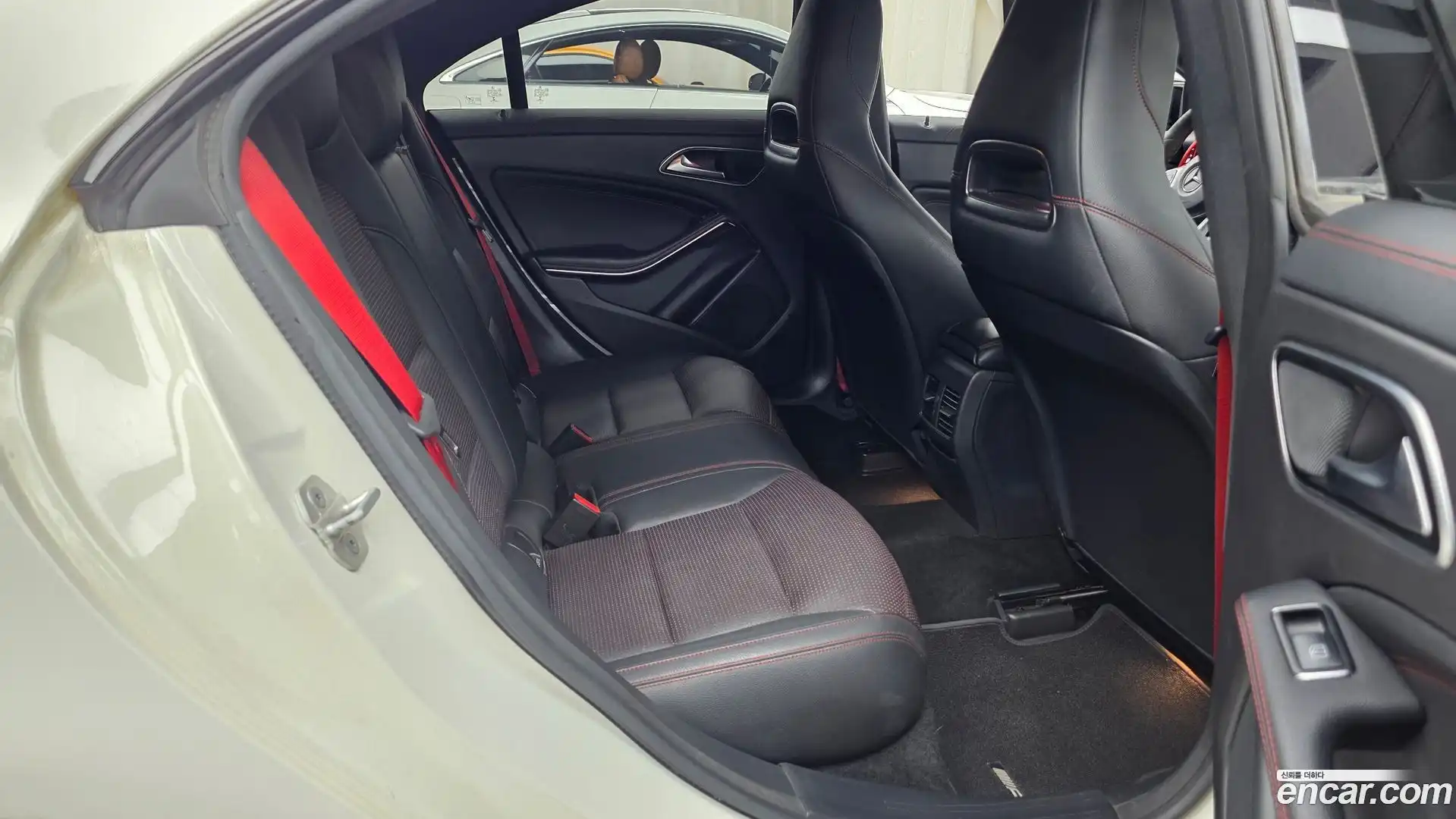 CLA-Class Mercedes-Benz 2017.11-OPTION-016