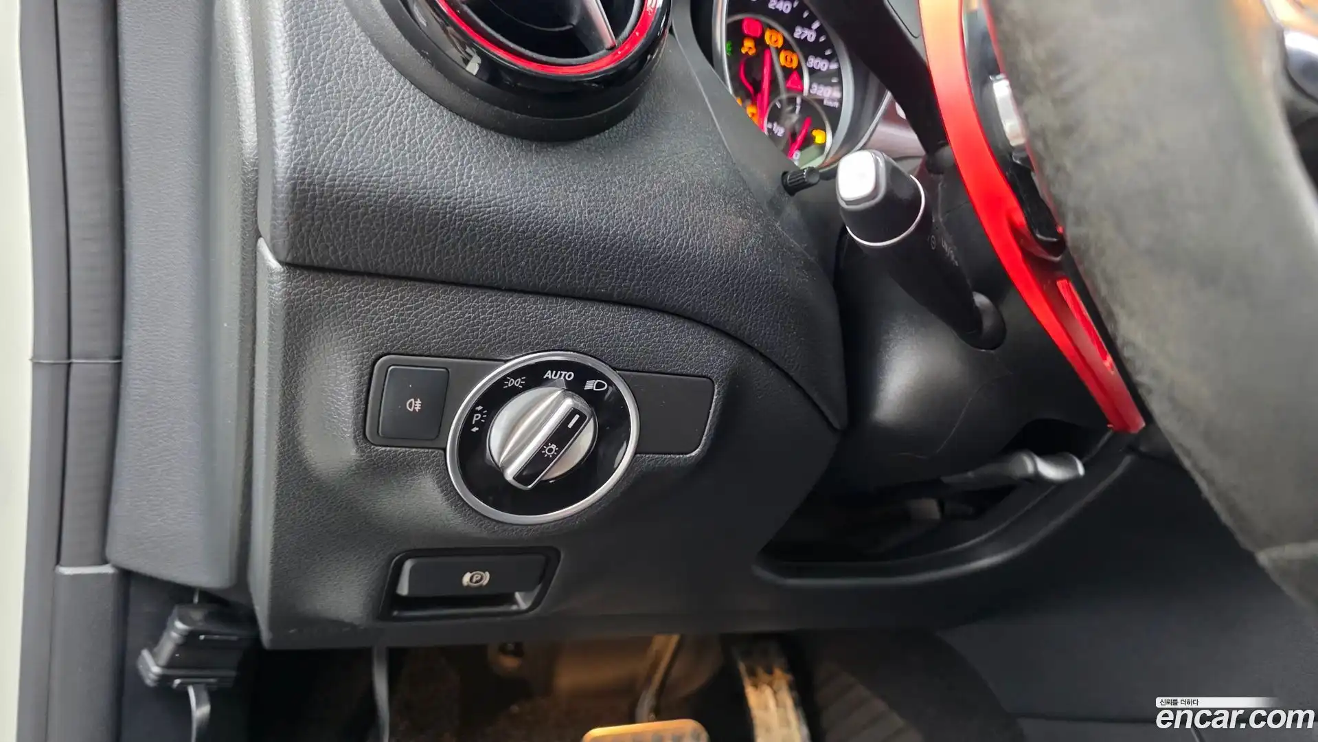 CLA-Class Mercedes-Benz 2017.11-OPTION-020