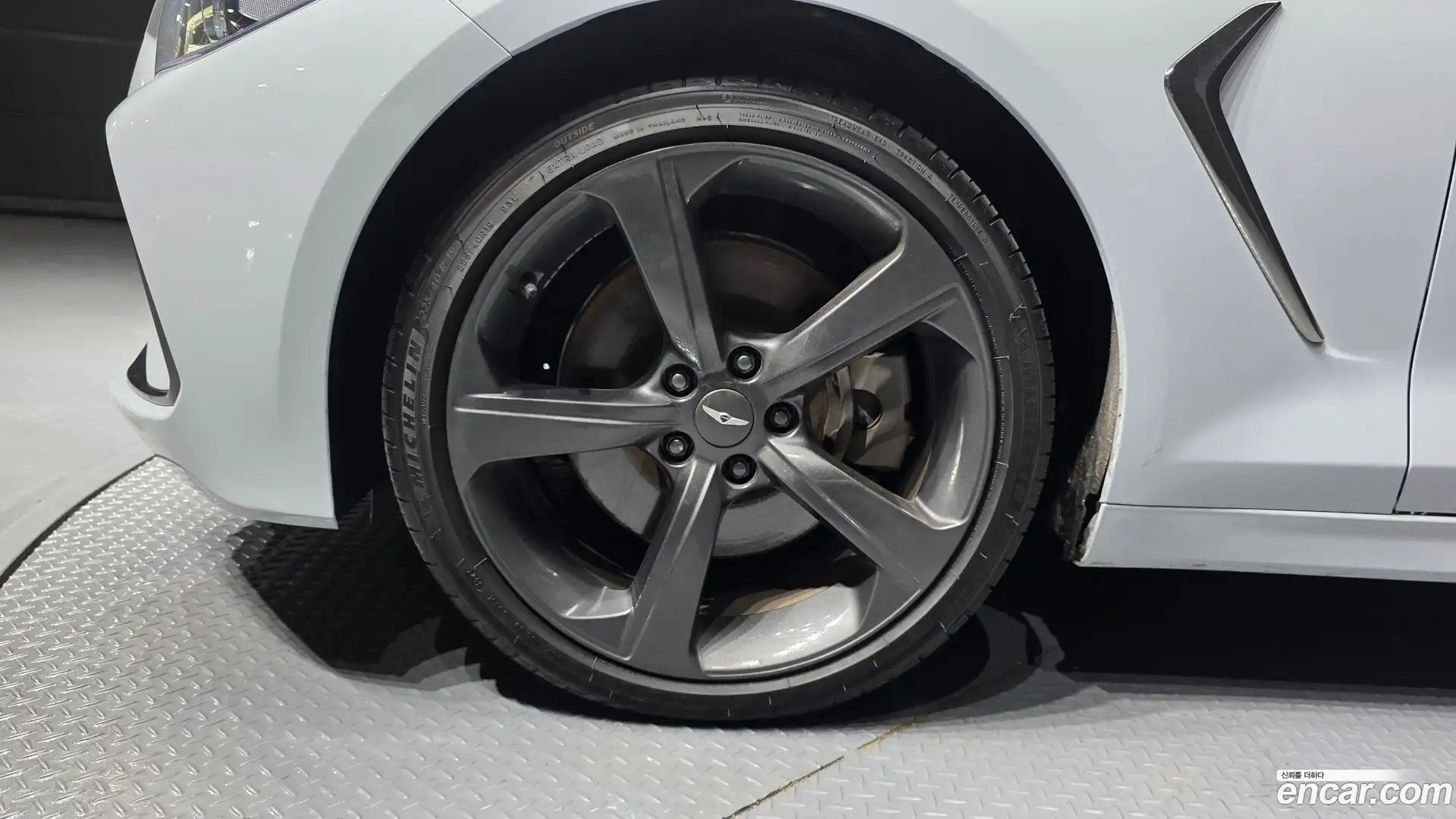 G70 Genesis 2019.8-OUTER-005