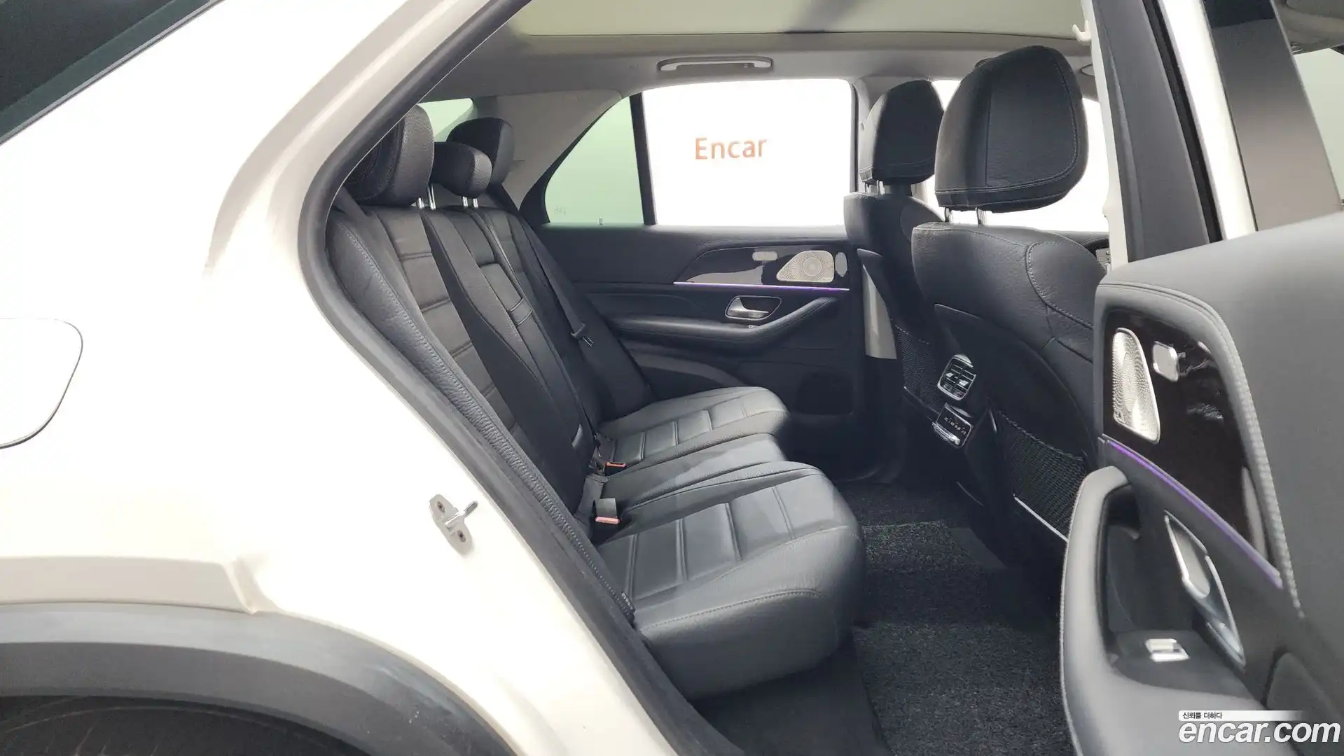 GLE-Class Mercedes-Benz 2021.9-OPTION-015