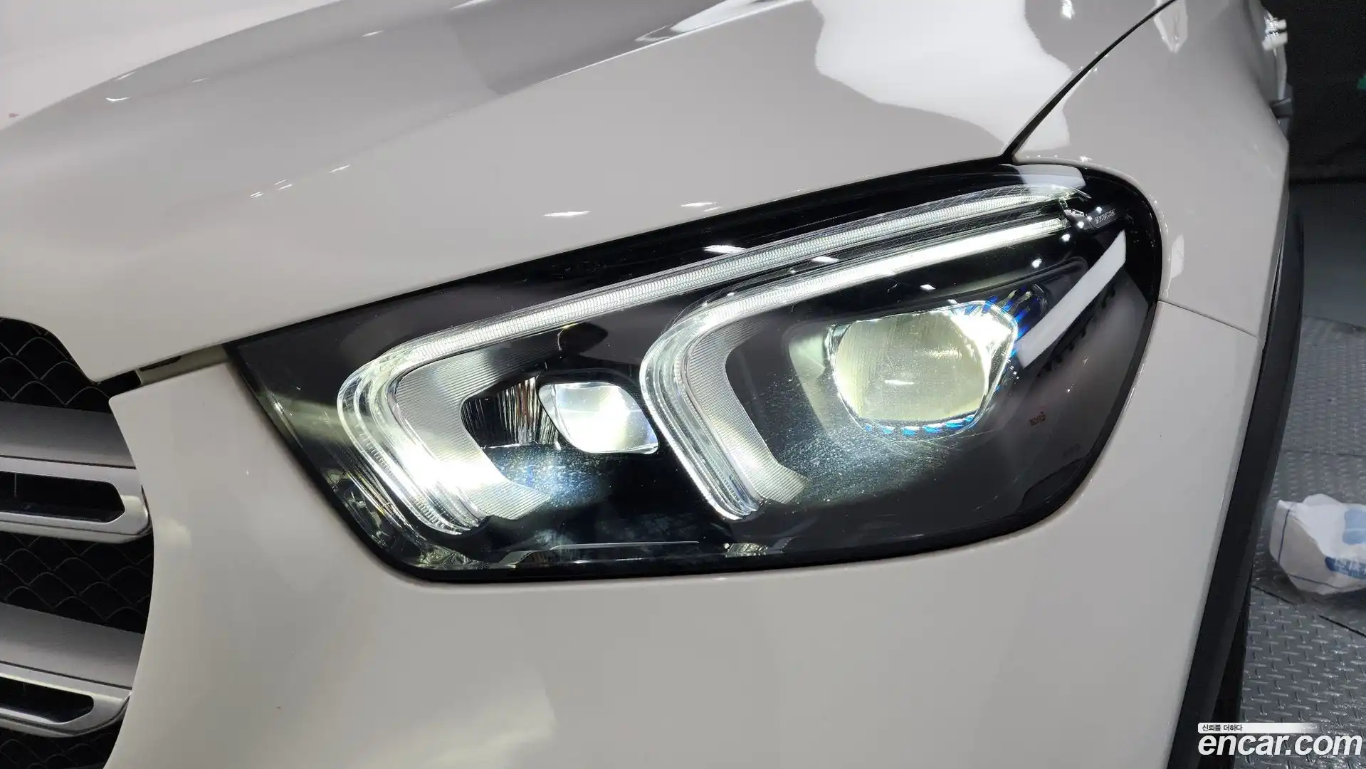 GLE-Class Mercedes-Benz 2021.9-OUTER-032