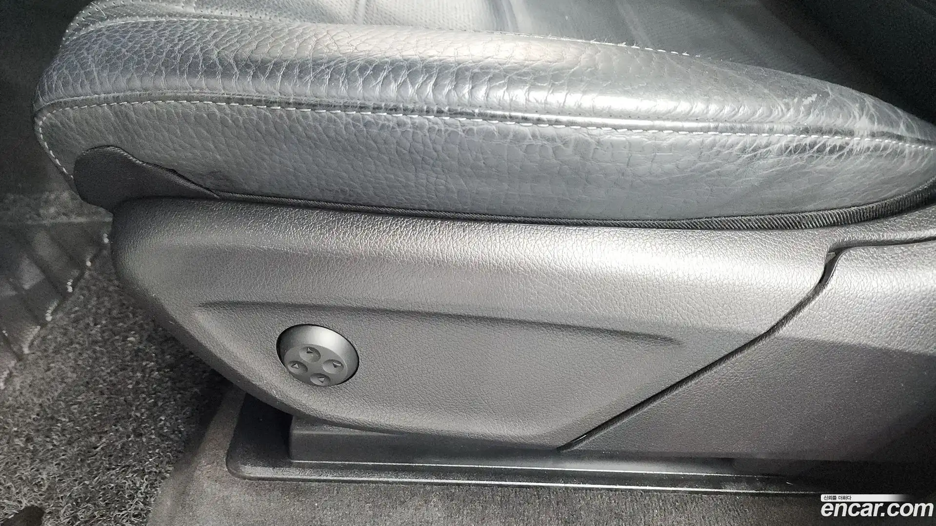 GLE-Class Mercedes-Benz 2021.9-OPTION-044
