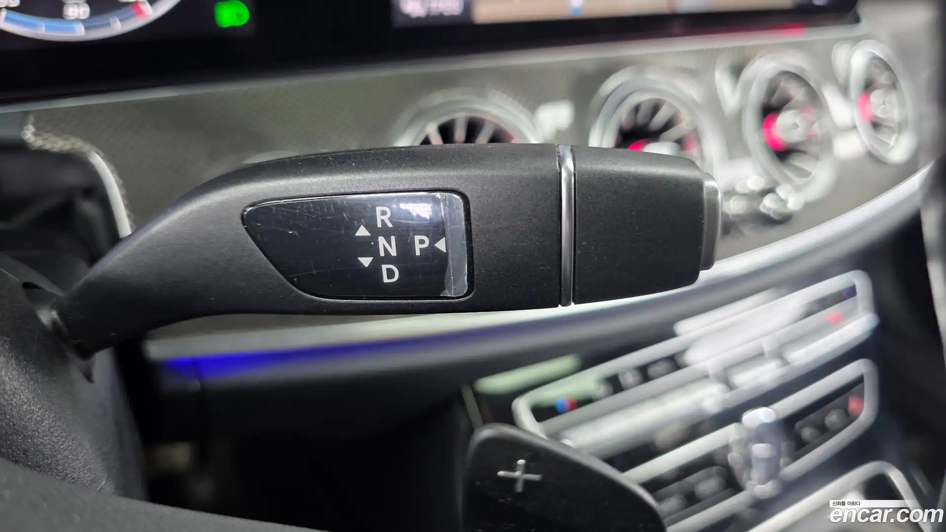 CLS-Class Mercedes-Benz 2019.11-INNER-009