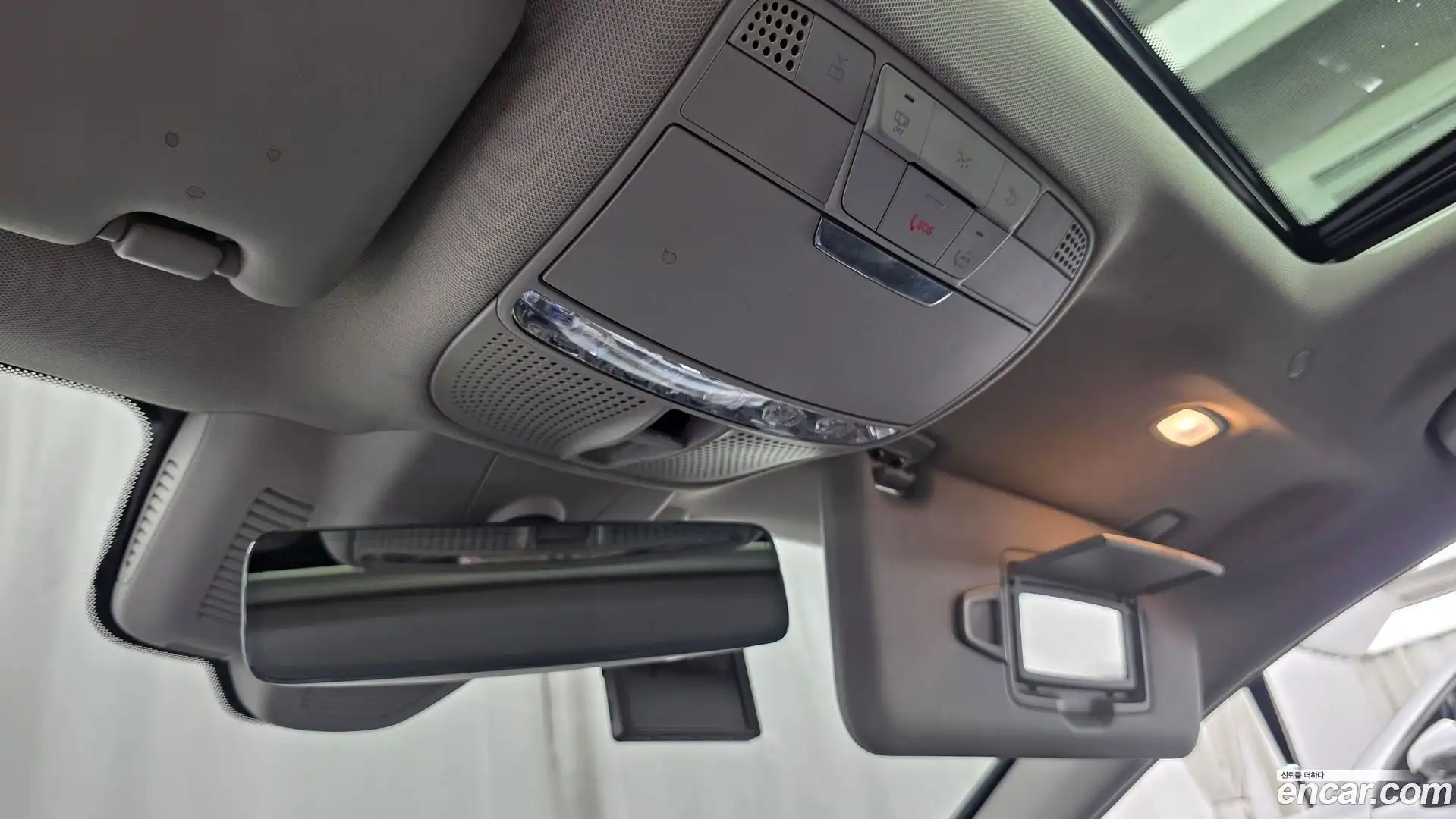 CLS-Class Mercedes-Benz 2019.11-OPTION-041