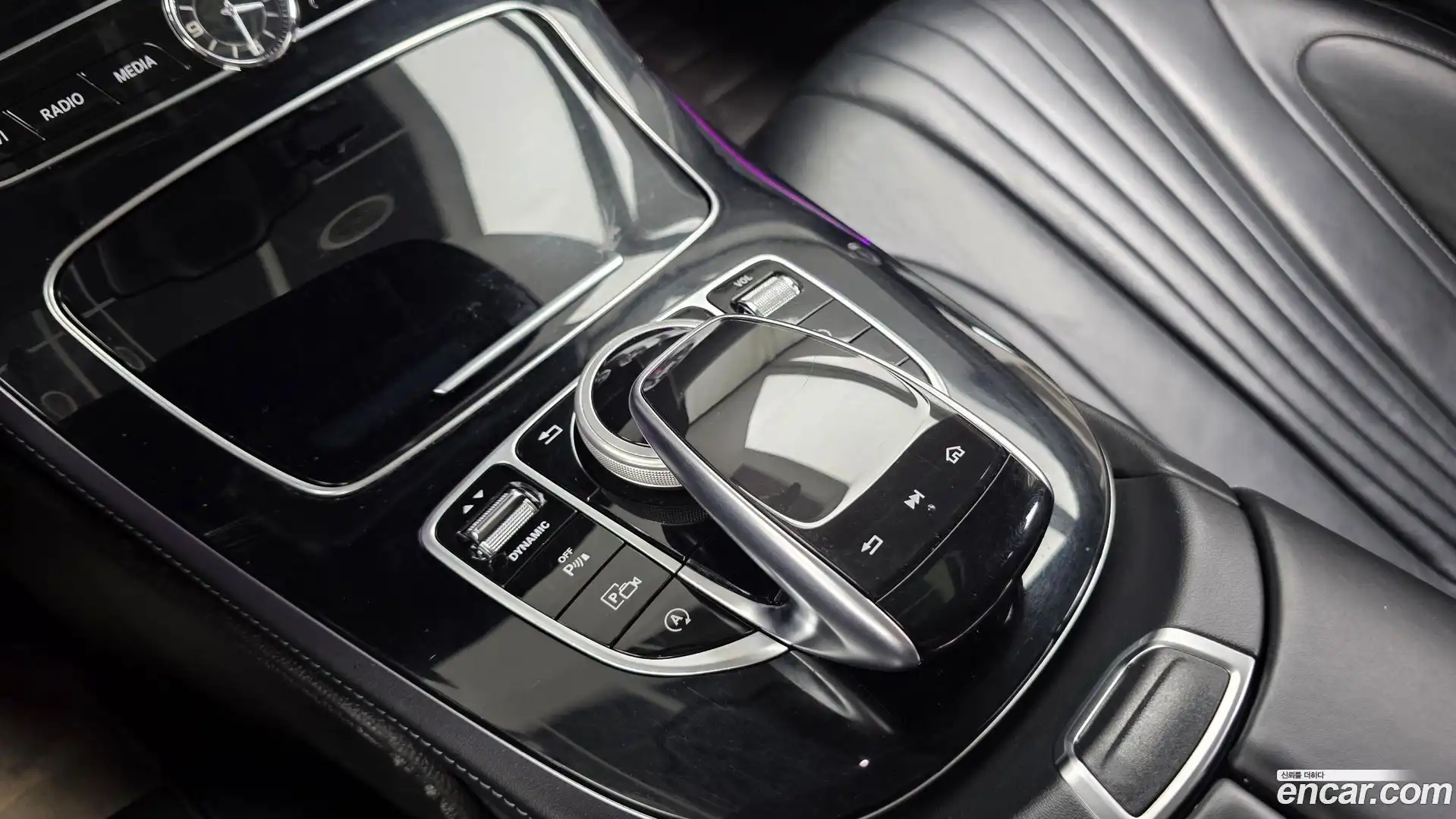 CLS-Class Mercedes-Benz 2019.11-OPTION-042