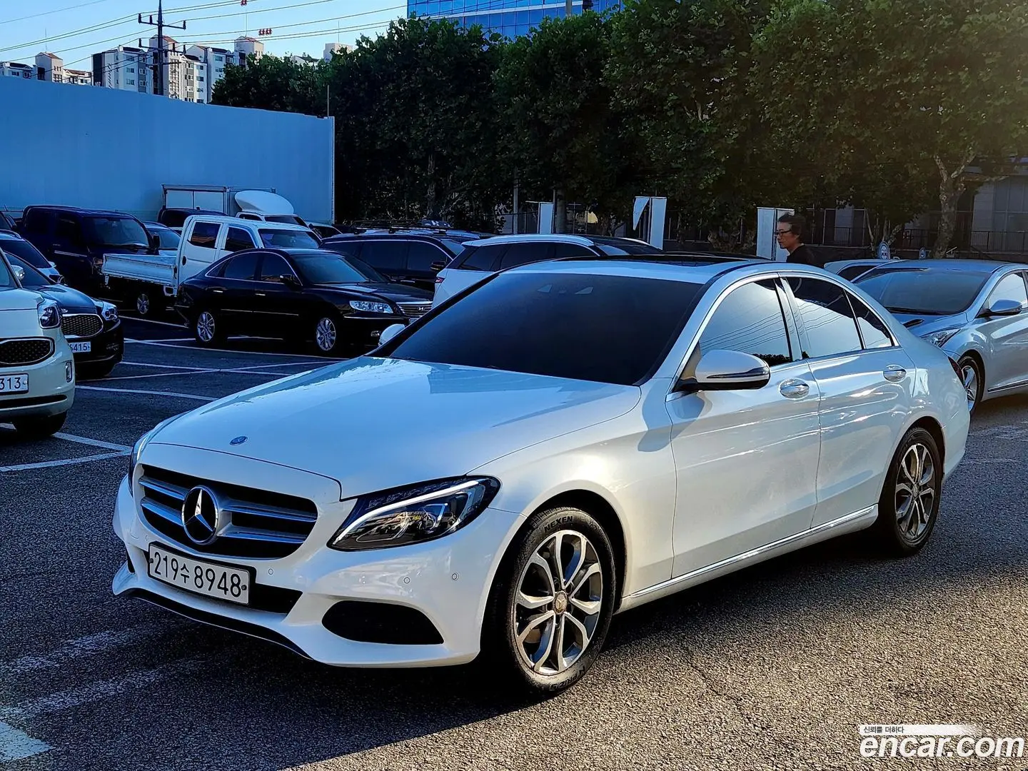 Main__Slider__Photo:C-Class Mercedes-Benz 2016.3-0