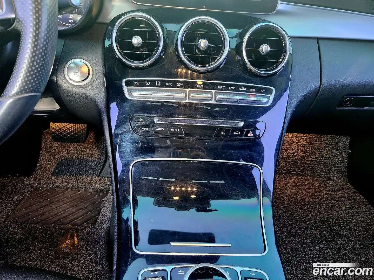 C-Class Mercedes-Benz 2016.3-INNER-010