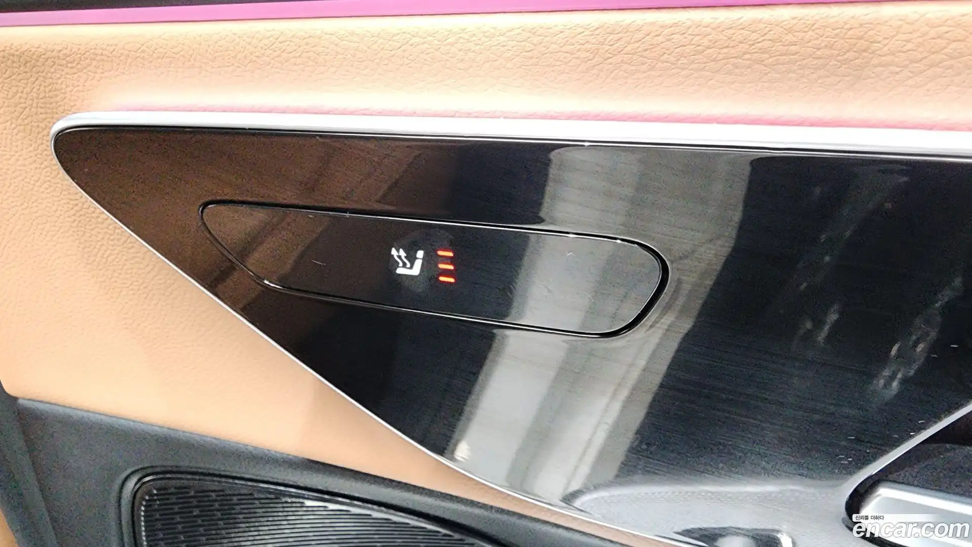 E-Class Mercedes-Benz 2025.9-OPTION-016