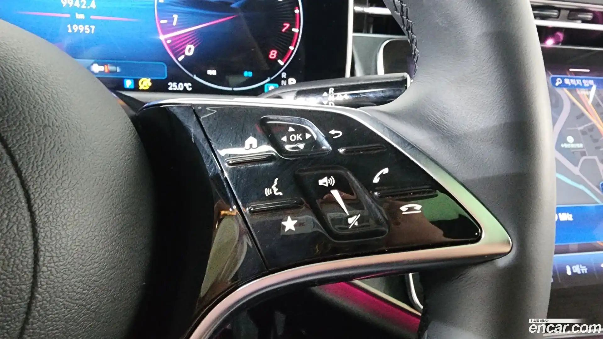 E-Class Mercedes-Benz 2025.9-OPTION-021