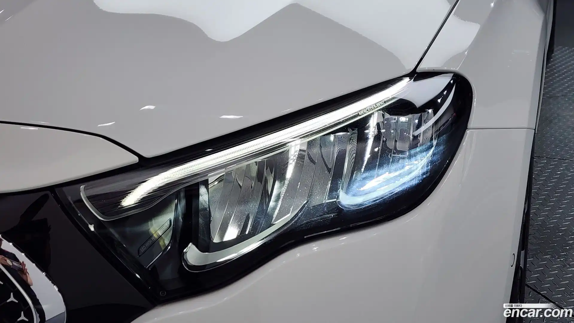 E-Class Mercedes-Benz 2025.9-OUTER-032