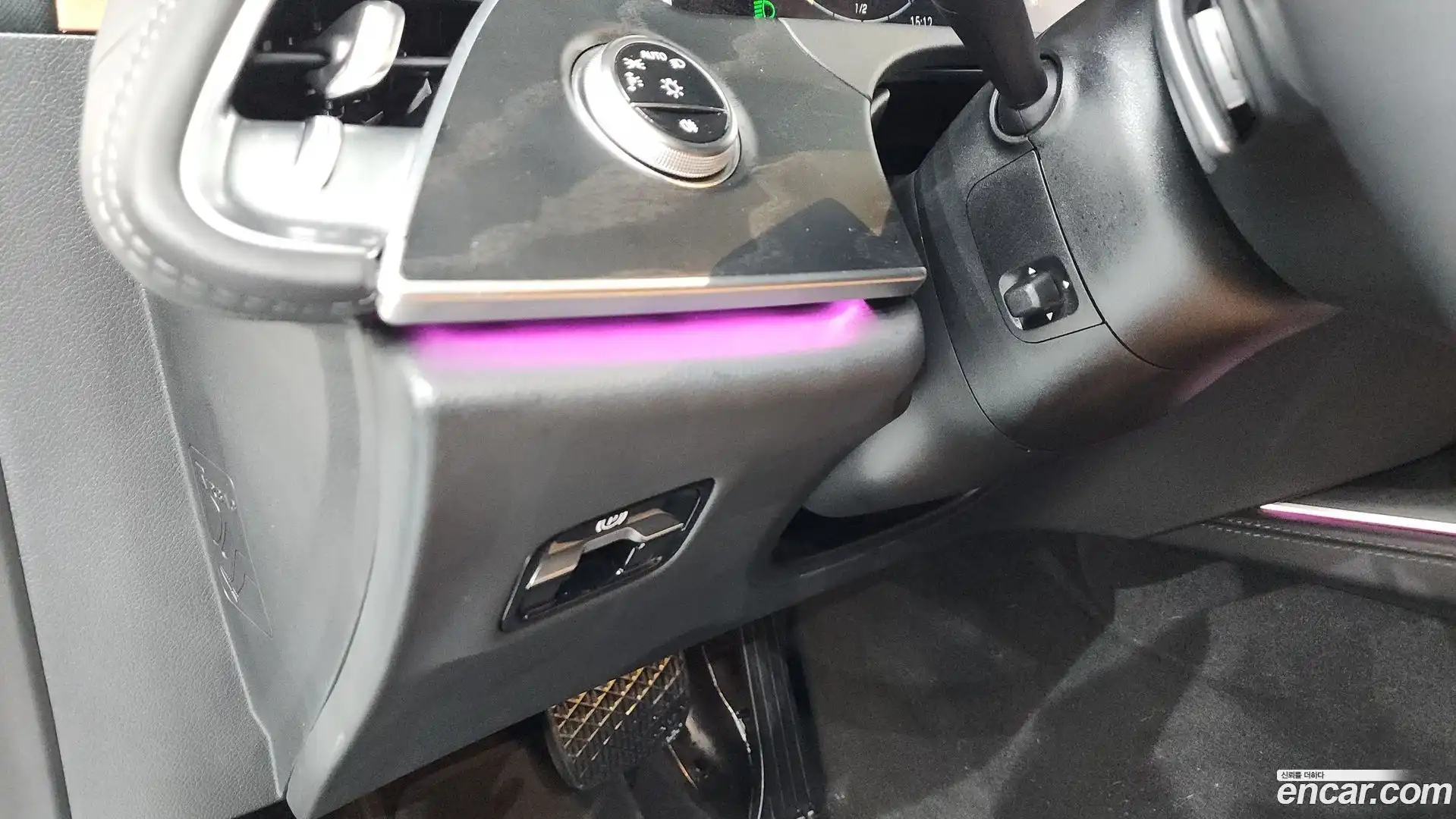 E-Class Mercedes-Benz 2025.9-OPTION-048