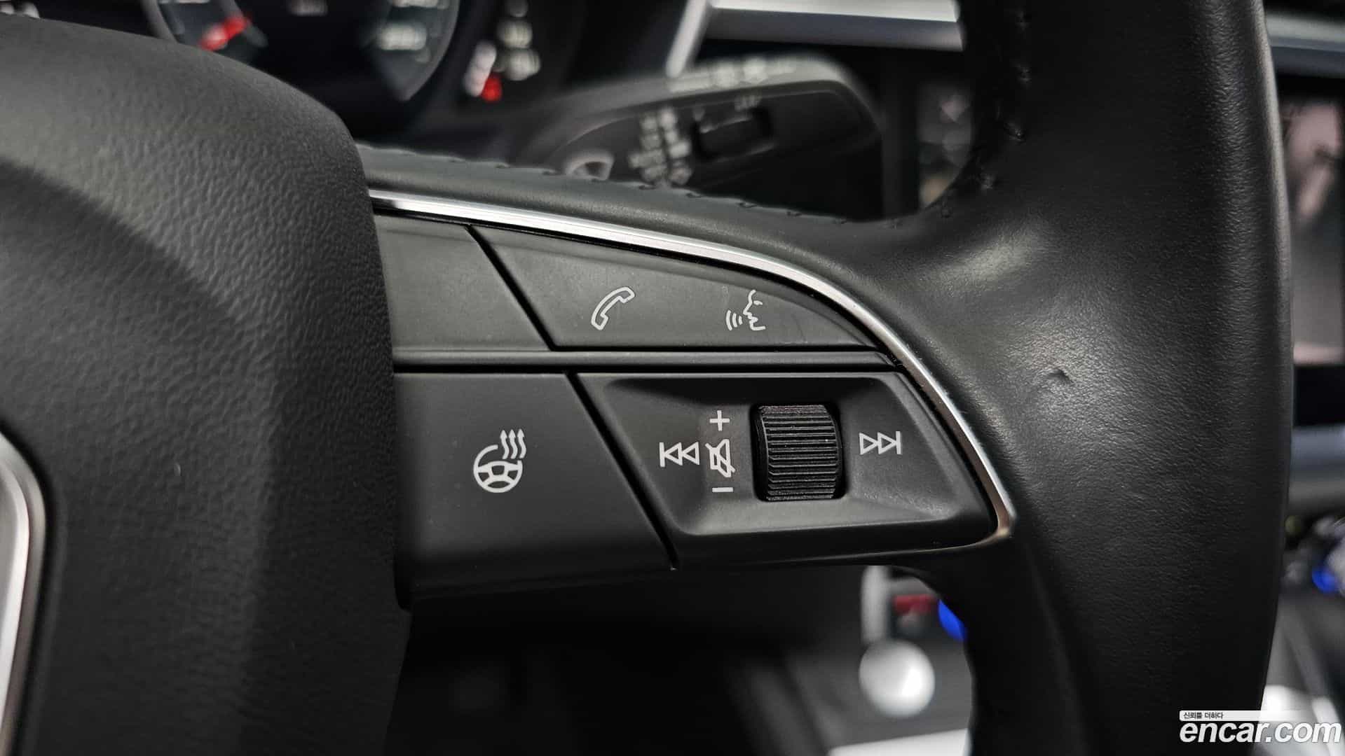 Q3 Audi 2020.11-OPTION-043