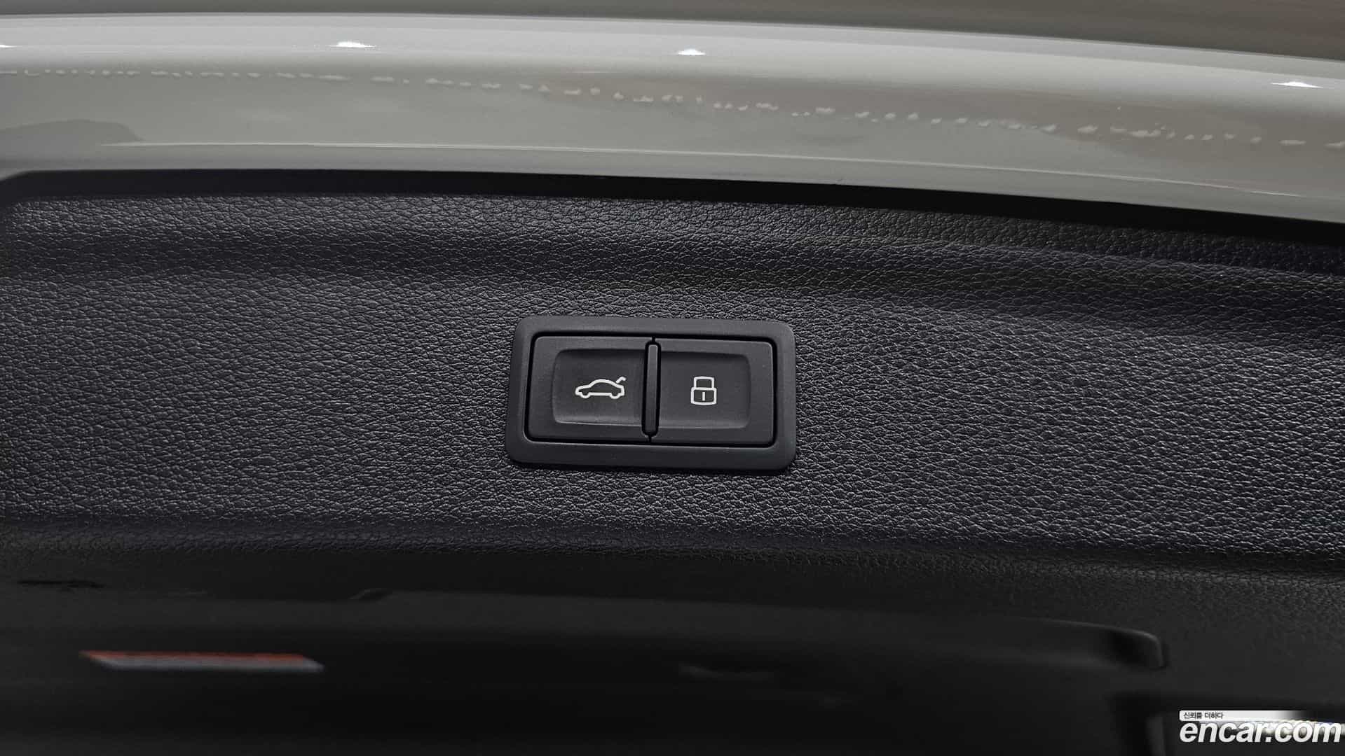 Q3 Audi 2020.11-OPTION-050