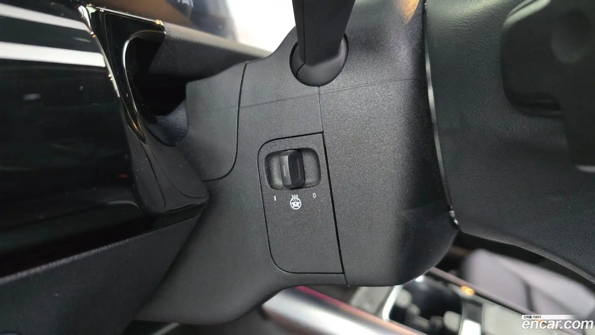 GLA-Class Mercedes-Benz 2021.7-OPTION-021