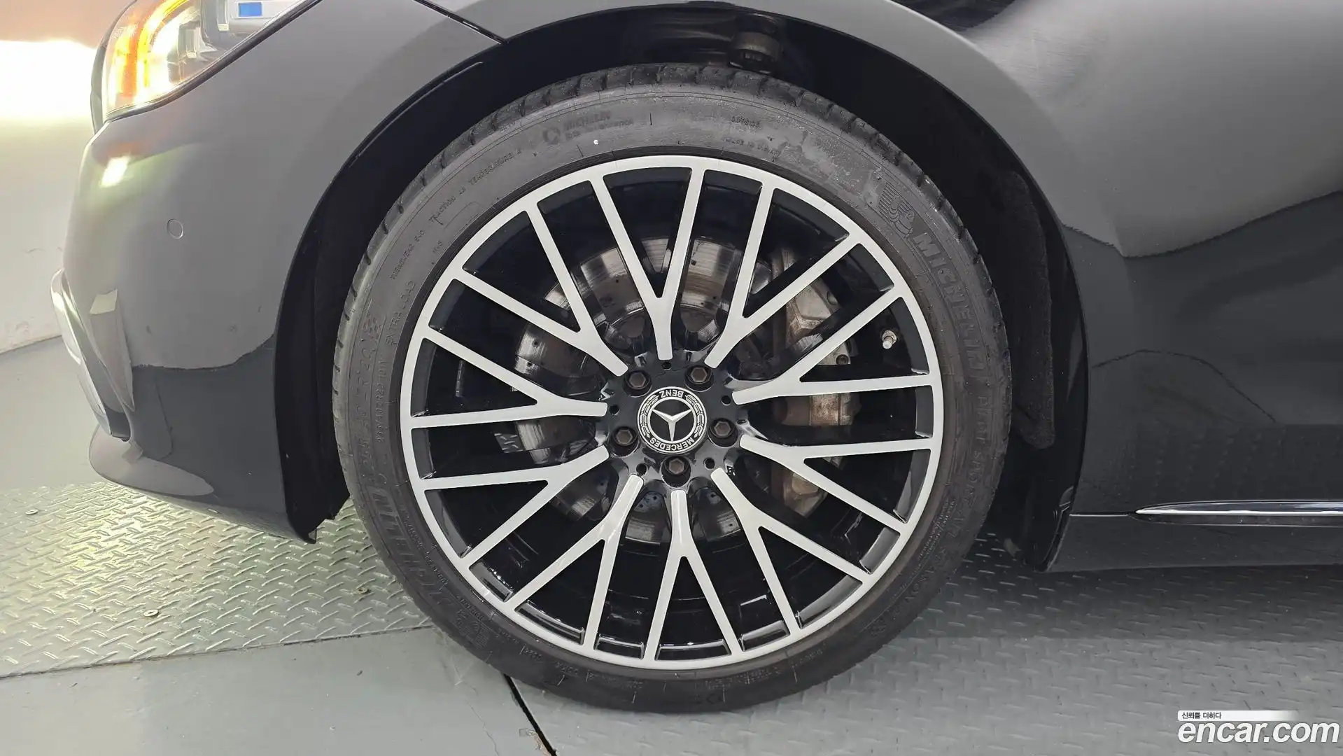 S-Class Mercedes-Benz 2022.3-OUTER-005