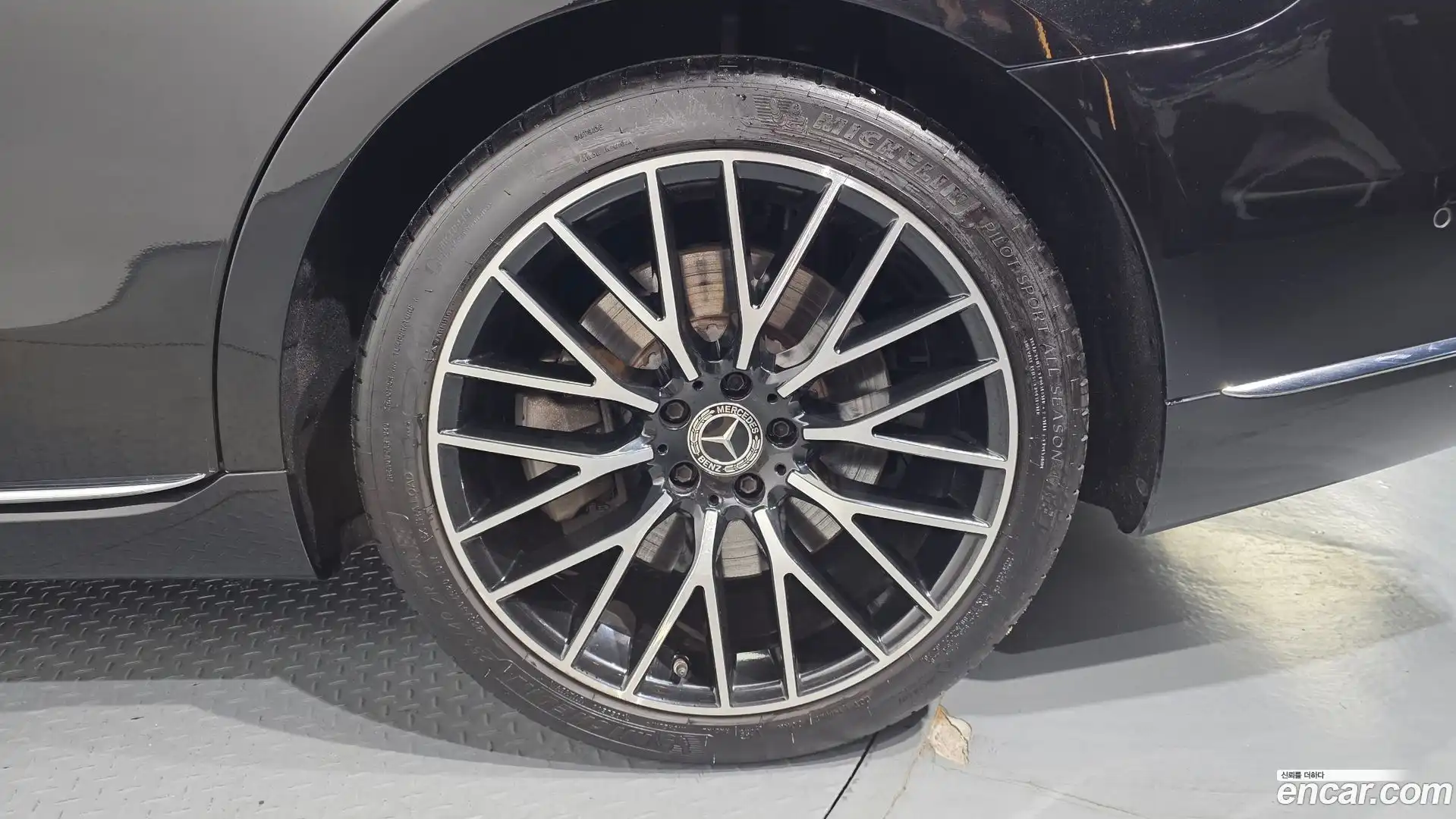 S-Class Mercedes-Benz 2022.3-OUTER-031