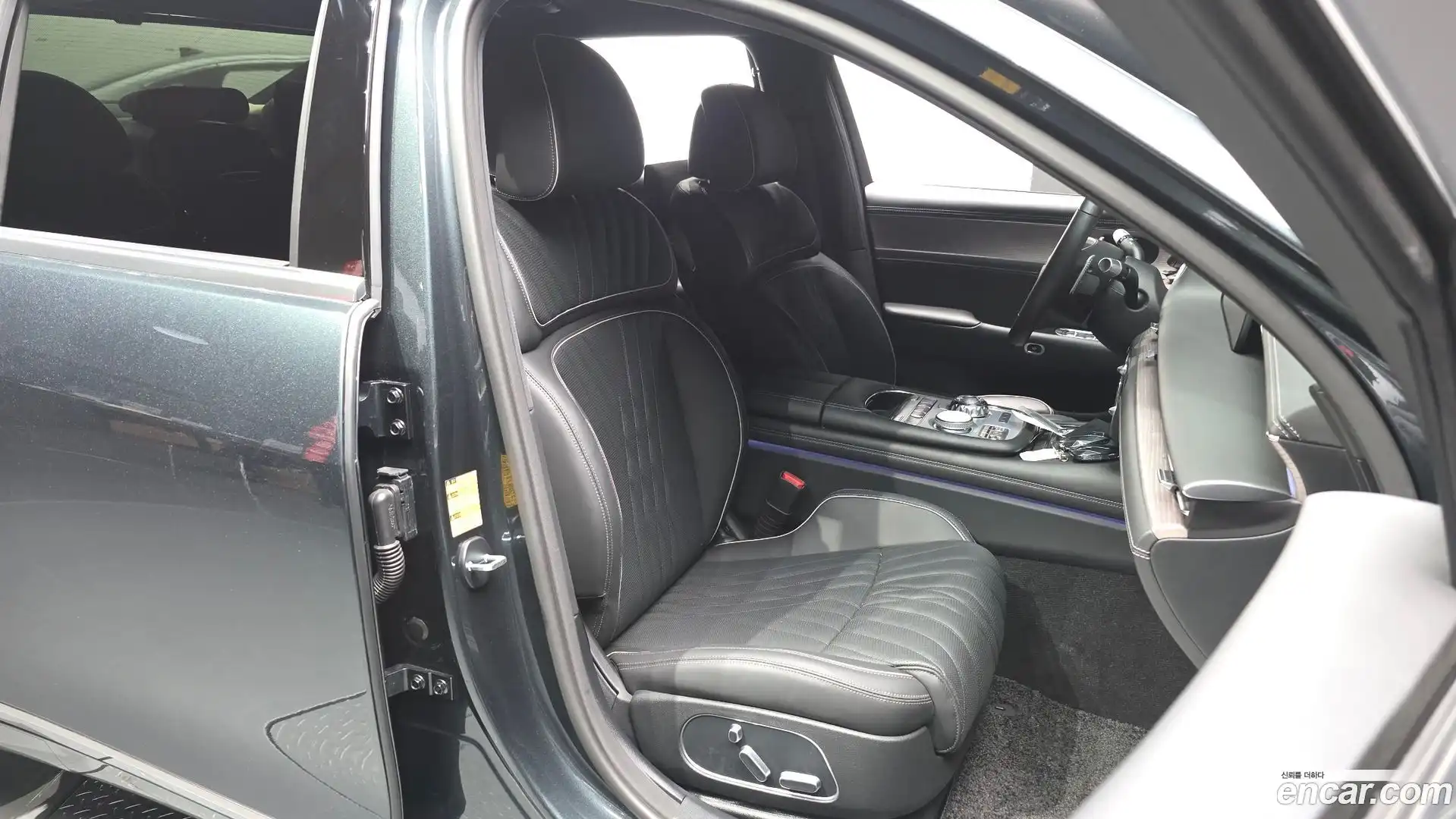 G90 Genesis 2024.2-INNER-036