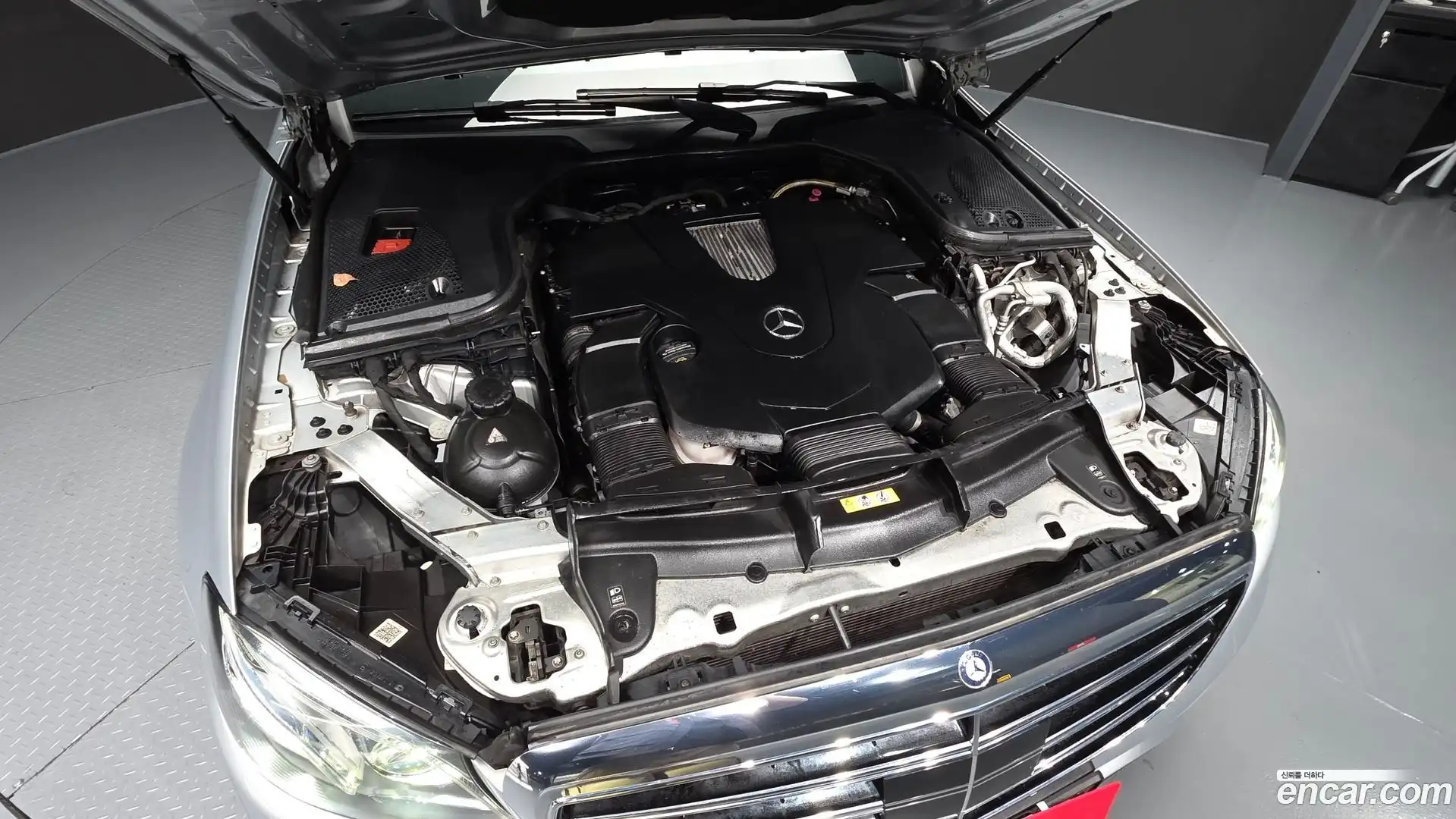 E-Class Mercedes-Benz 2017.3-OUTER-006