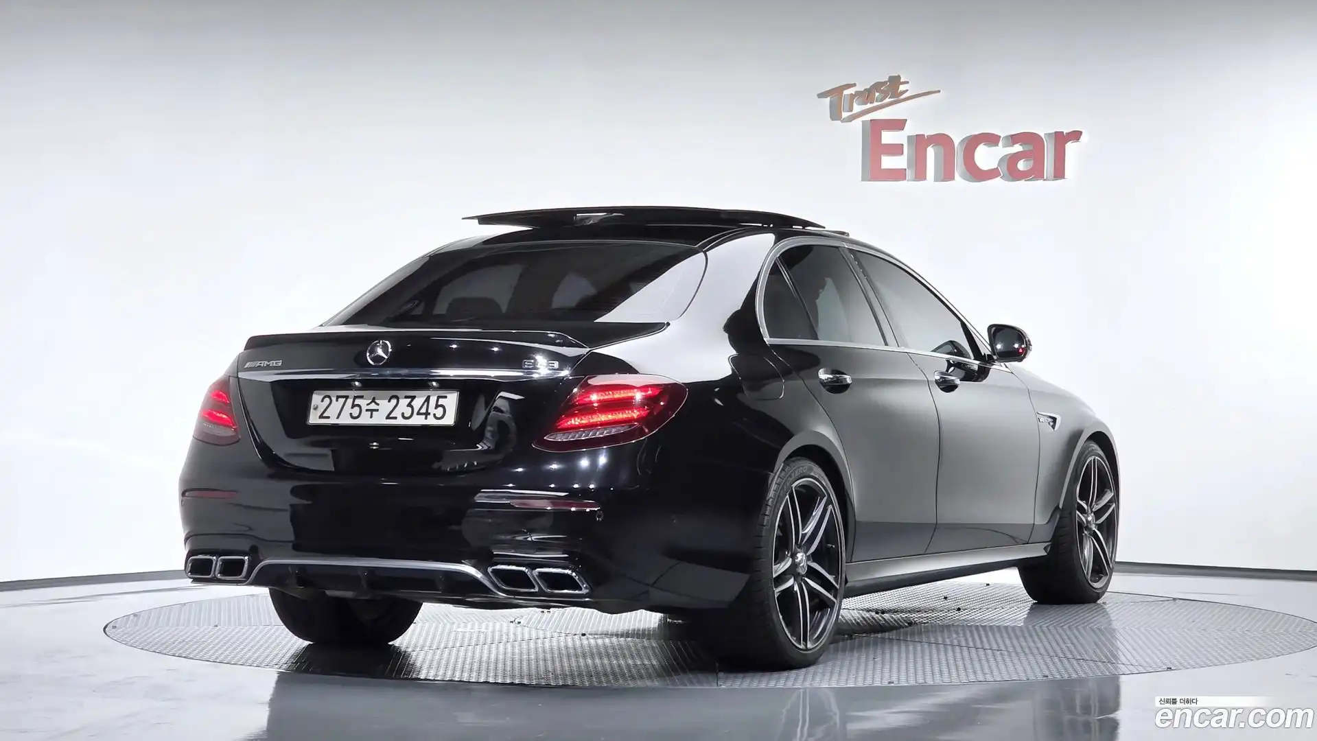 E-Class Mercedes-Benz 2019.11-OUTER-002