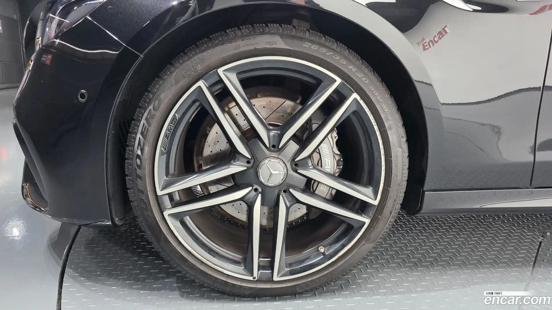 E-Class Mercedes-Benz 2019.11-OUTER-005