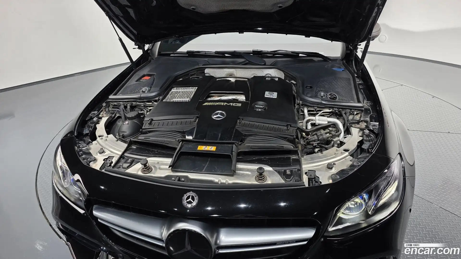 E-Class Mercedes-Benz 2019.11-OUTER-006