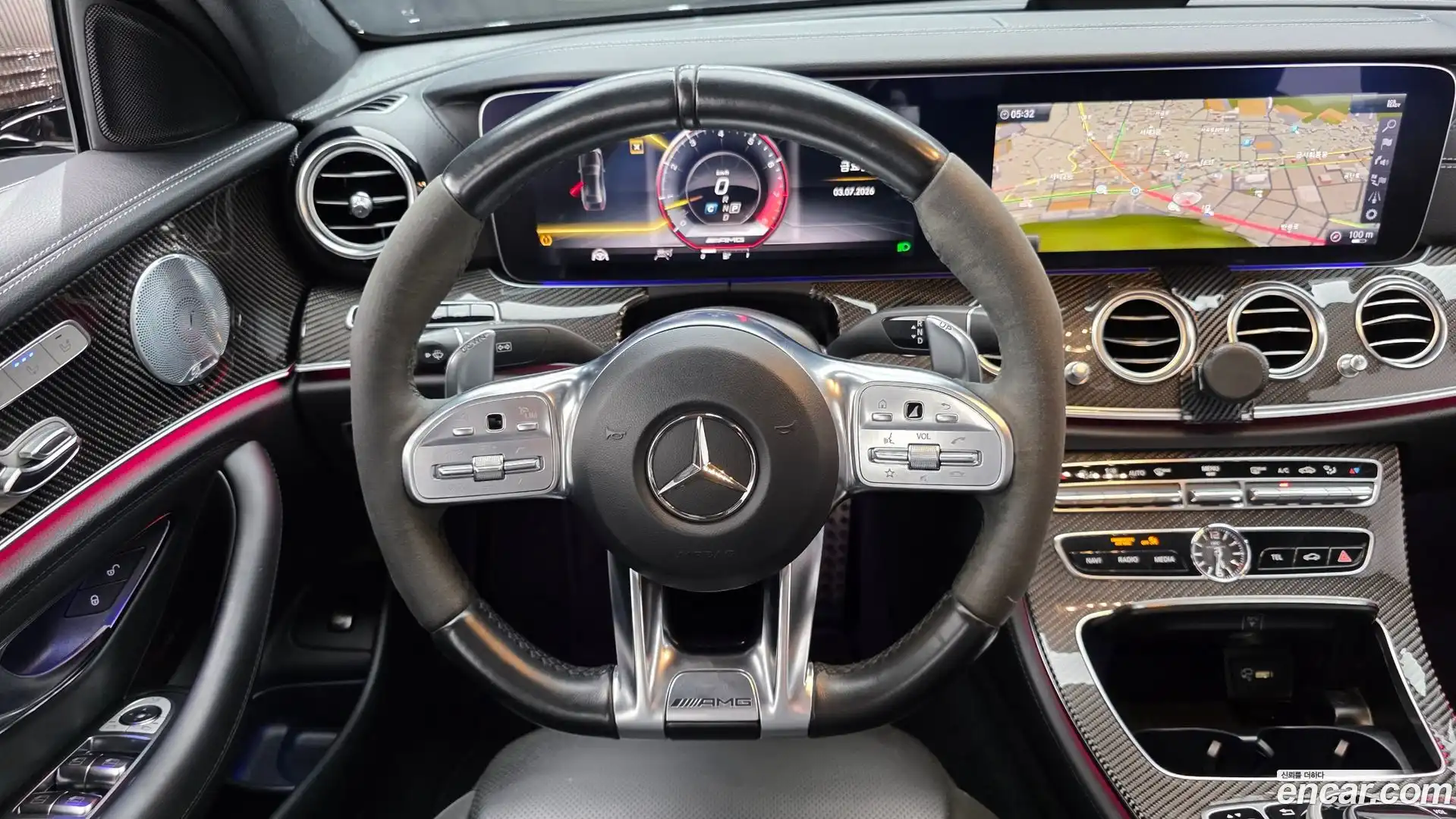 E-Class Mercedes-Benz 2019.11-OPTION-017