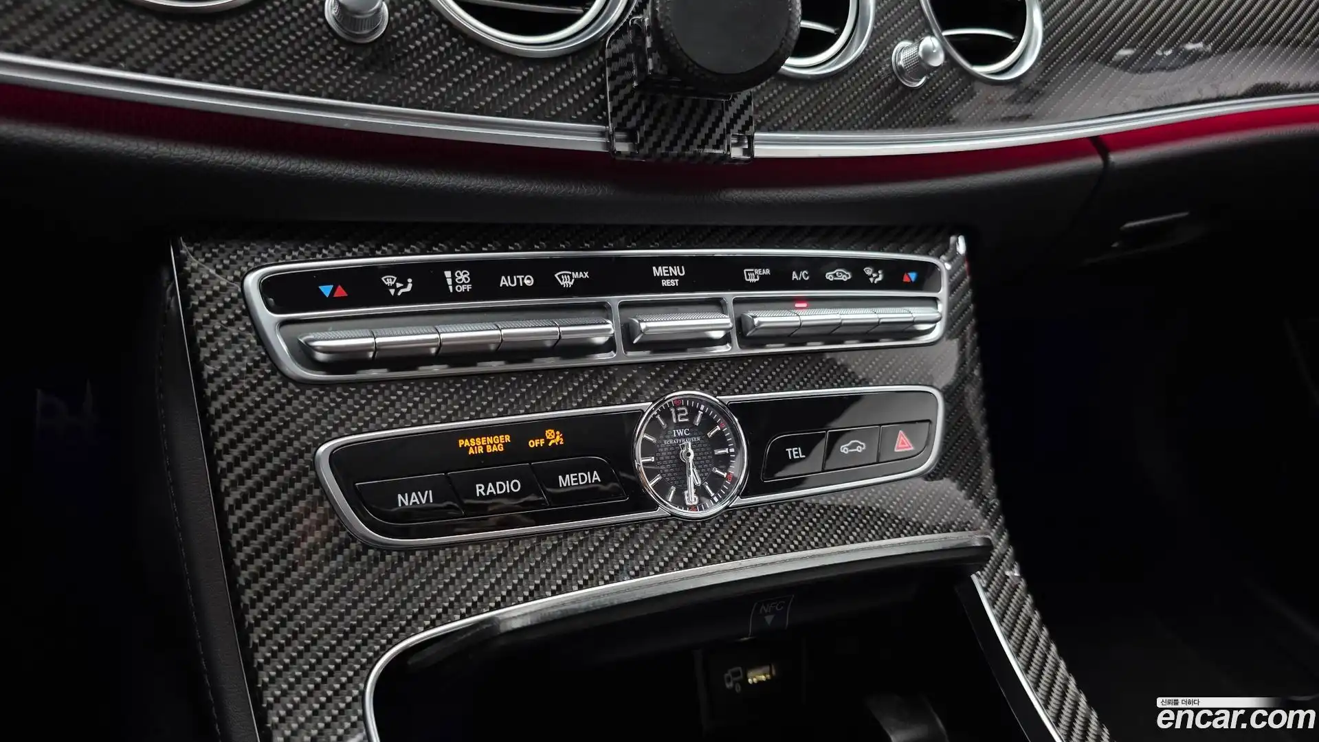 E-Class Mercedes-Benz 2019.11-OPTION-021