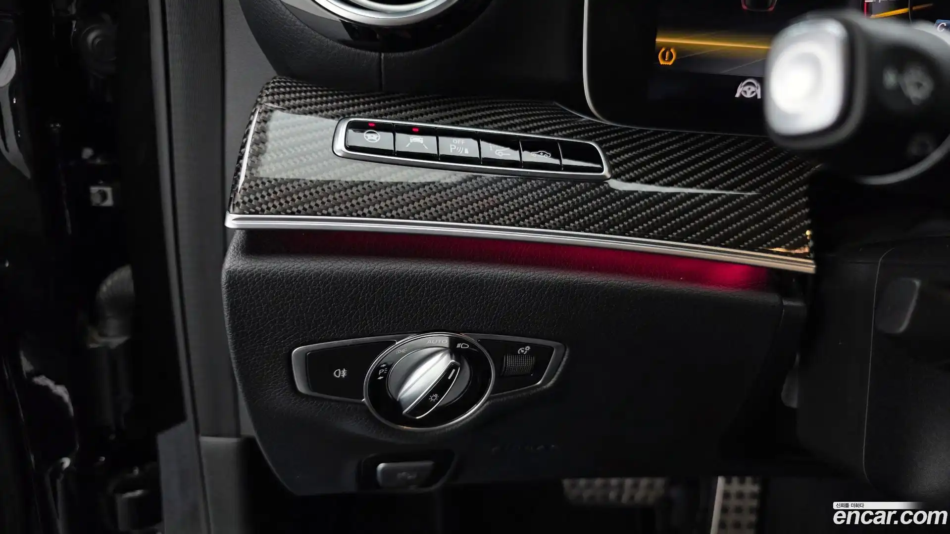 E-Class Mercedes-Benz 2019.11-OPTION-022