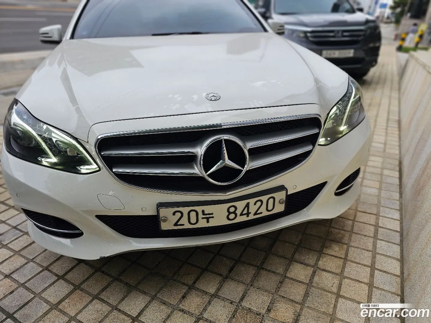 Main__Slider__Photo:E-Class Mercedes-Benz 2015.4-0