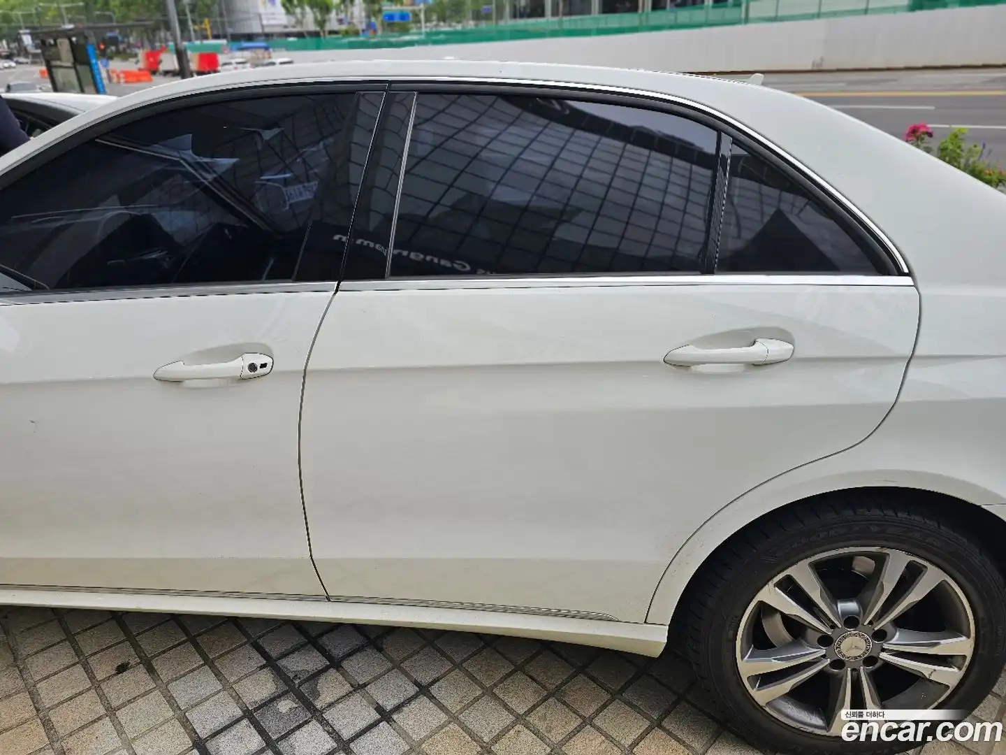 E-Class Mercedes-Benz 2015.4-OUTER-002