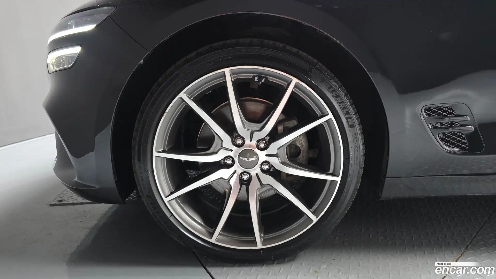 G70 Genesis 2022.10-OUTER-005