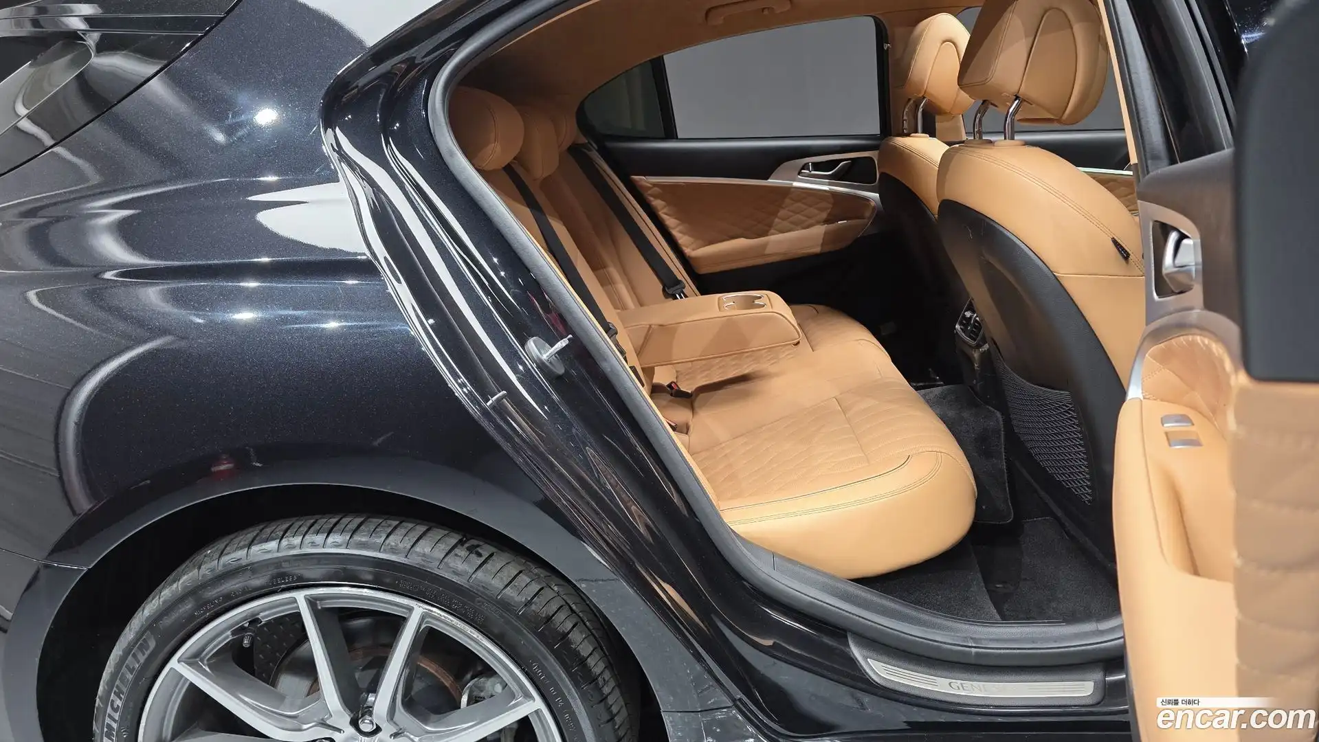 G70 Genesis 2022.10-OPTION-016