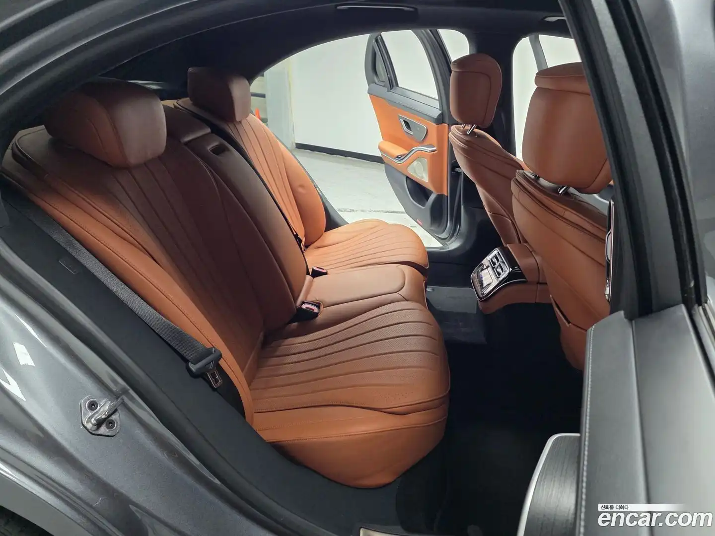S-Class Mercedes-Benz 2022.6-OPTION-016